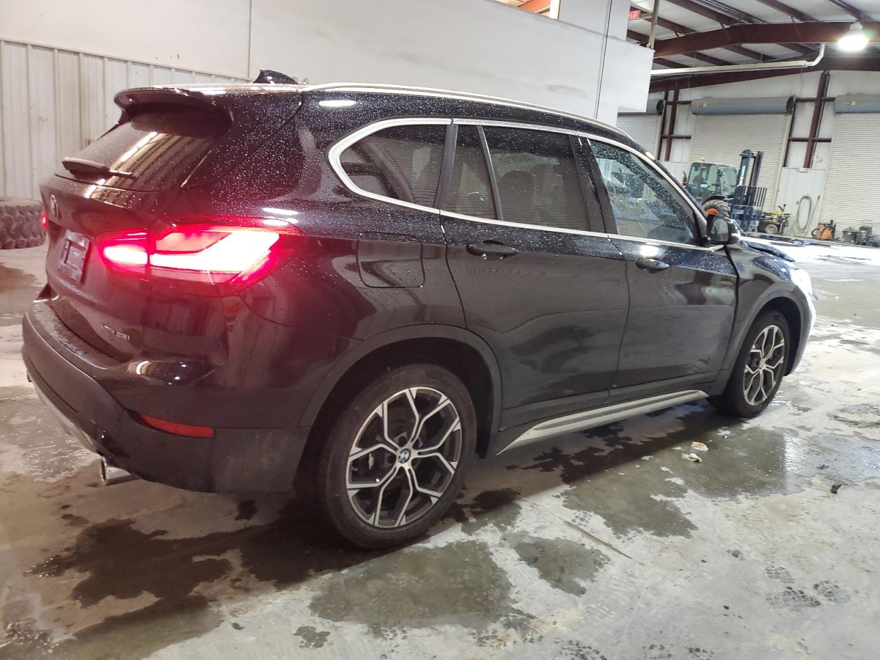 Photo 2 VIN: WBXJG9C06L5P27394 - BMW X1 