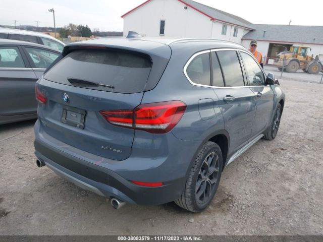 Photo 3 VIN: WBXJG9C06M5S47082 - BMW X1 