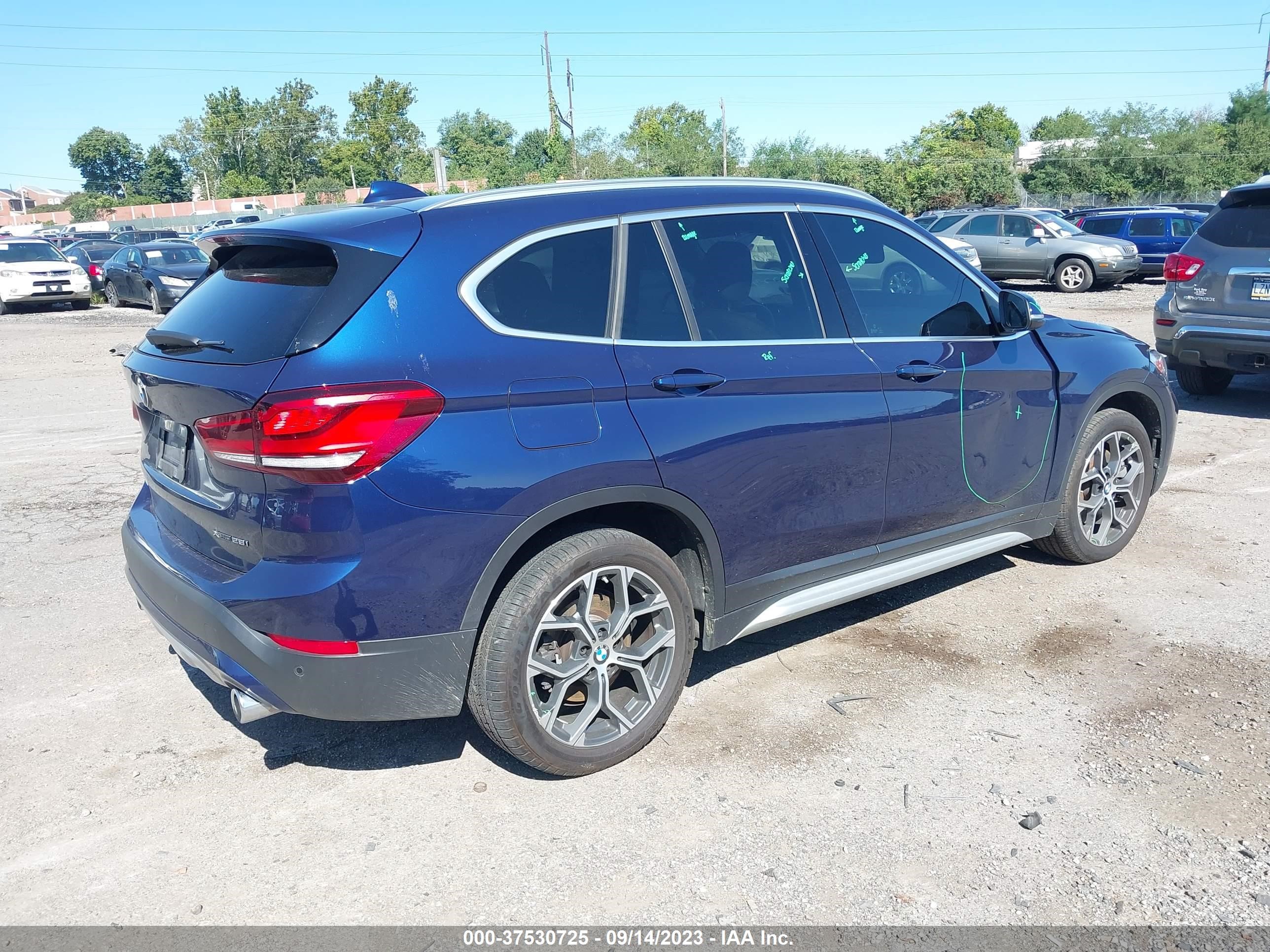 Photo 3 VIN: WBXJG9C07L5R67876 - BMW X1 