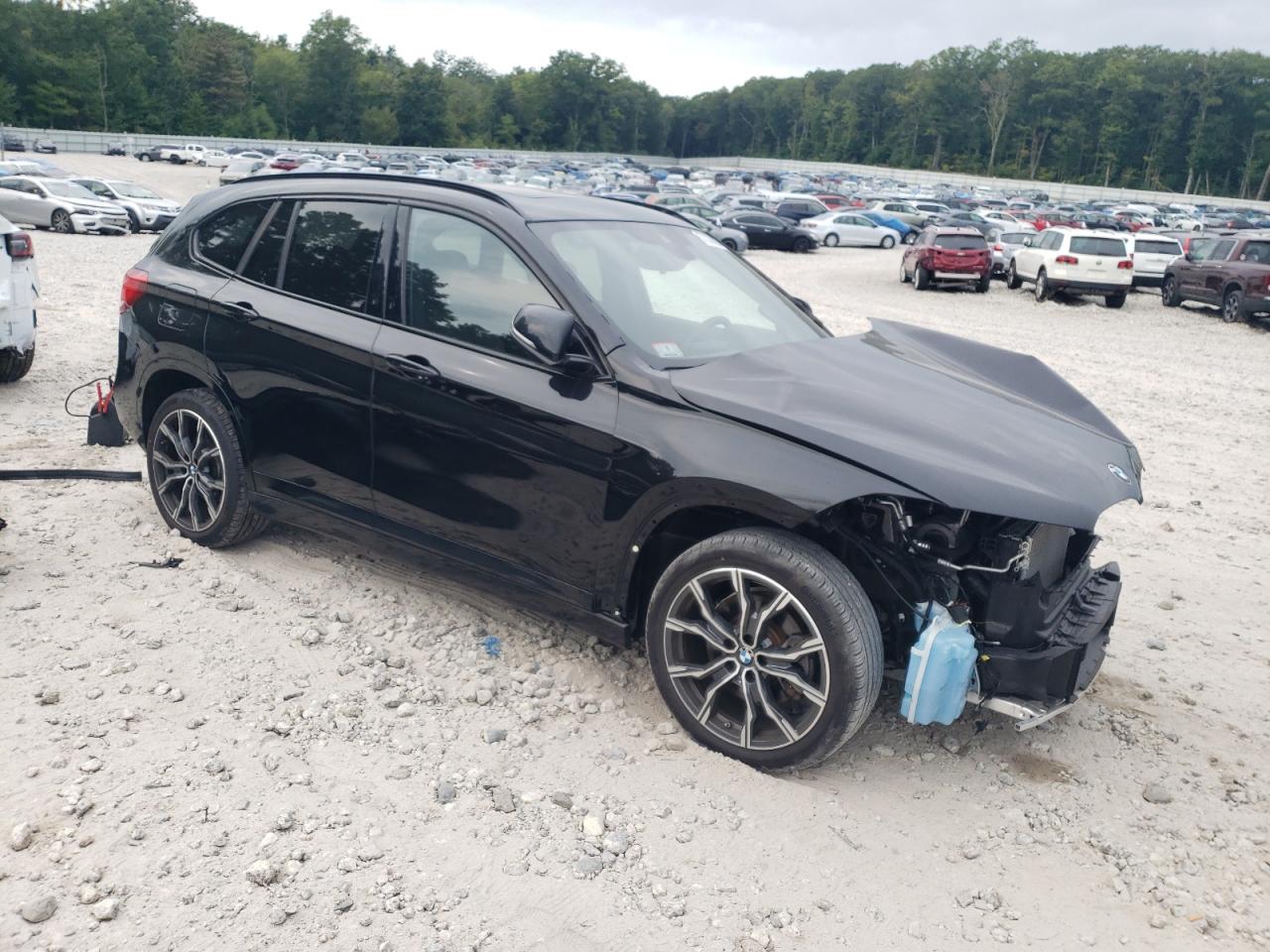 Photo 3 VIN: WBXJG9C07N5U62262 - BMW X1 