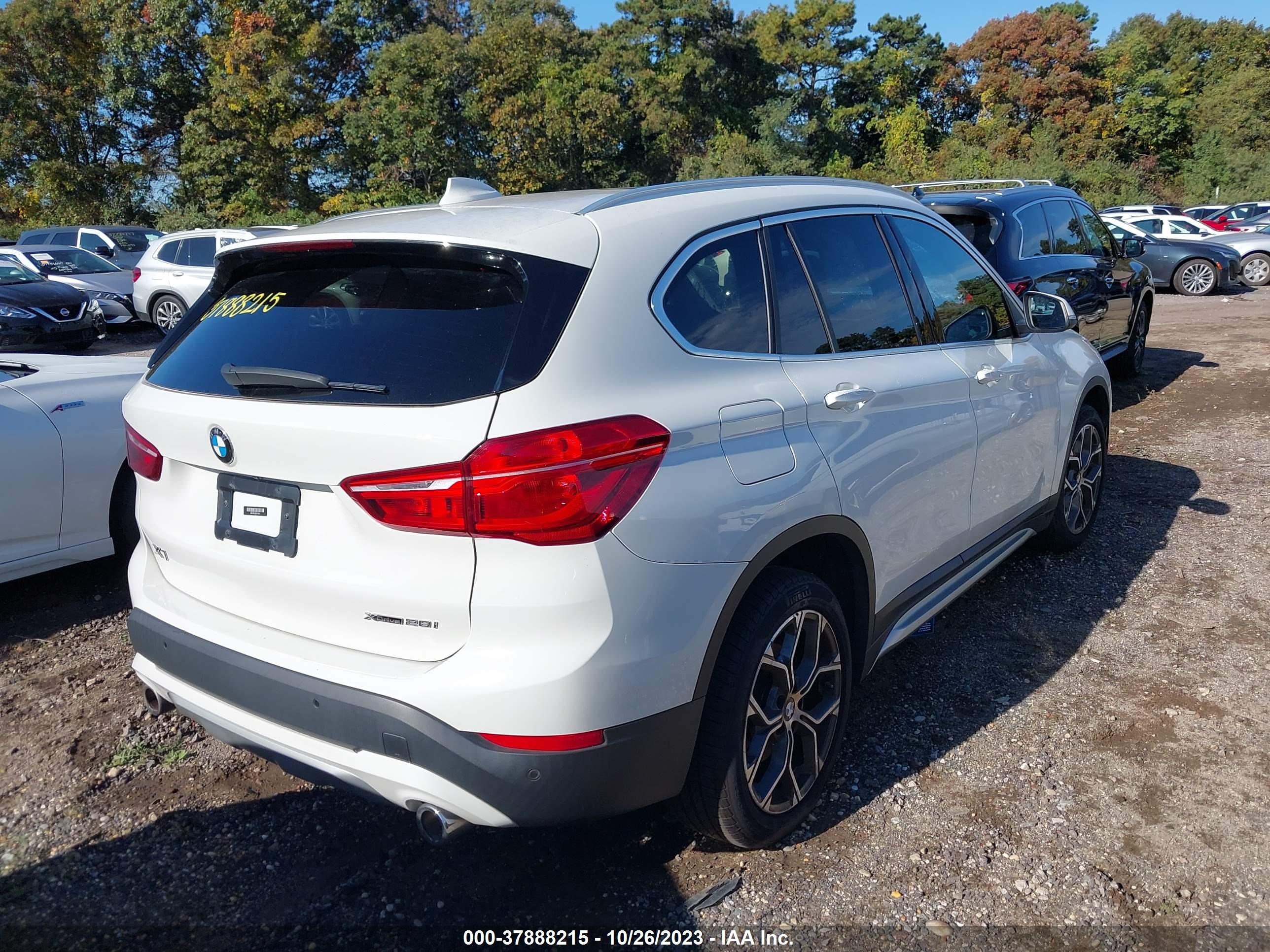 Photo 3 VIN: WBXJG9C08L5P79741 - BMW X1 