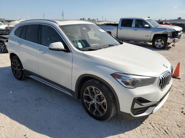 Photo 3 VIN: WBXJG9C08L5R32800 - BMW X1 XDRIVE2 