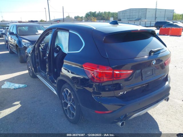 Photo 2 VIN: WBXJG9C09L5P74015 - BMW X1 