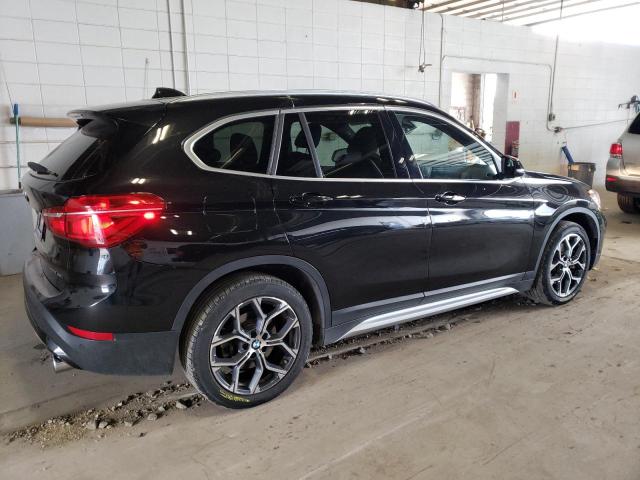 Photo 2 VIN: WBXJG9C0XN5V43112 - BMW X1 XDRIVE2 