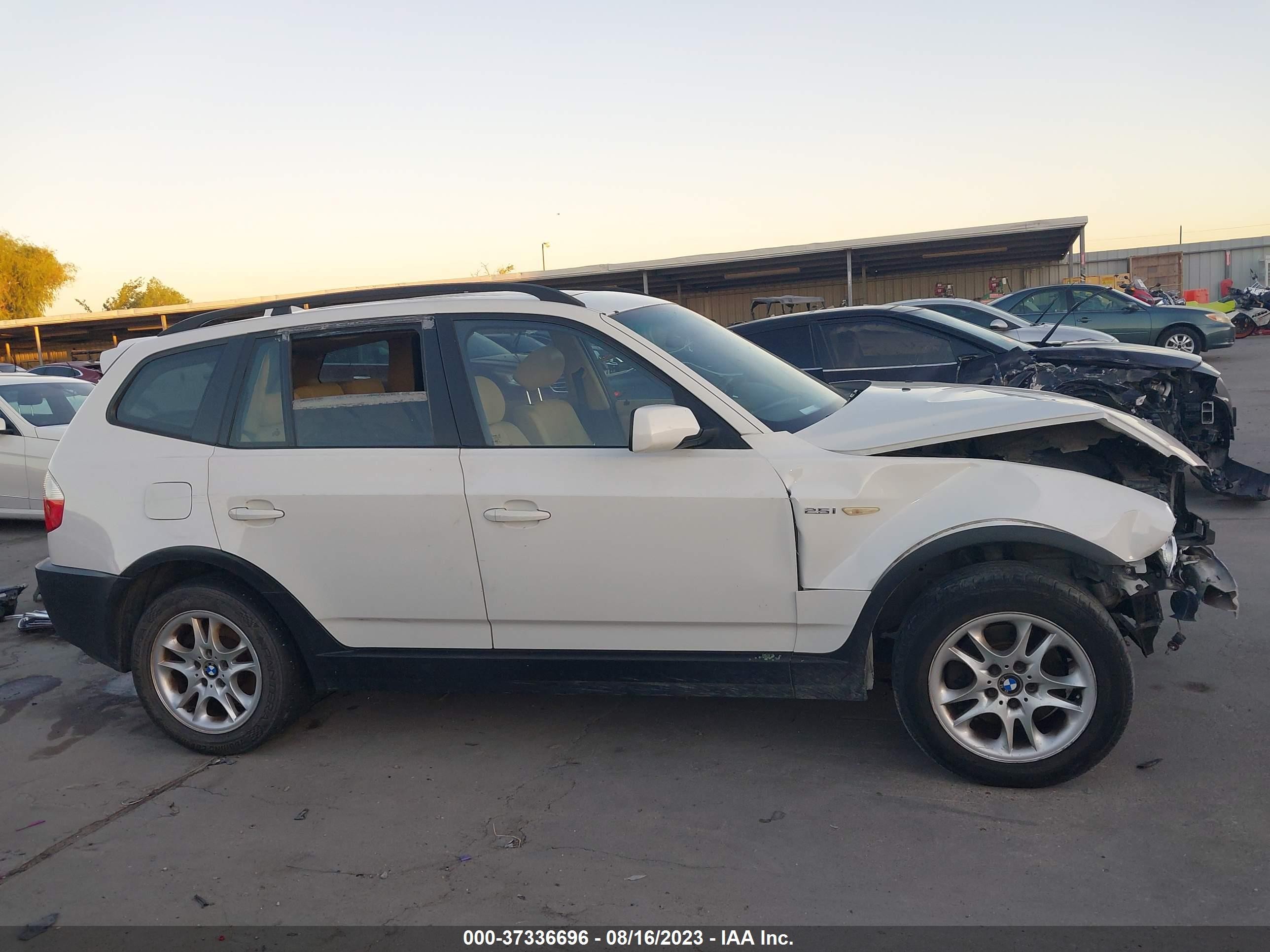 Photo 12 VIN: WBXPA73424WC42073 - BMW X3 