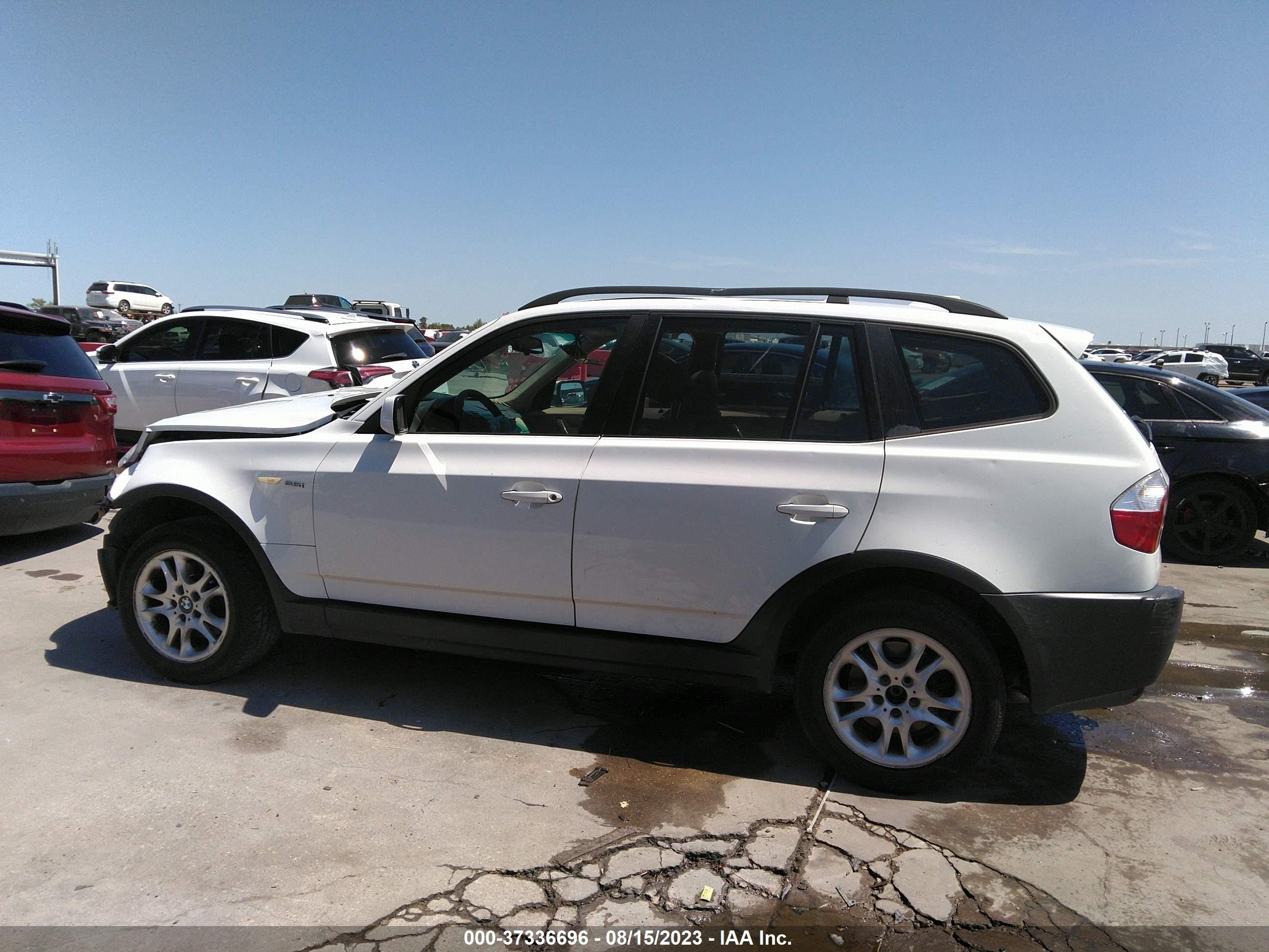 Photo 13 VIN: WBXPA73424WC42073 - BMW X3 