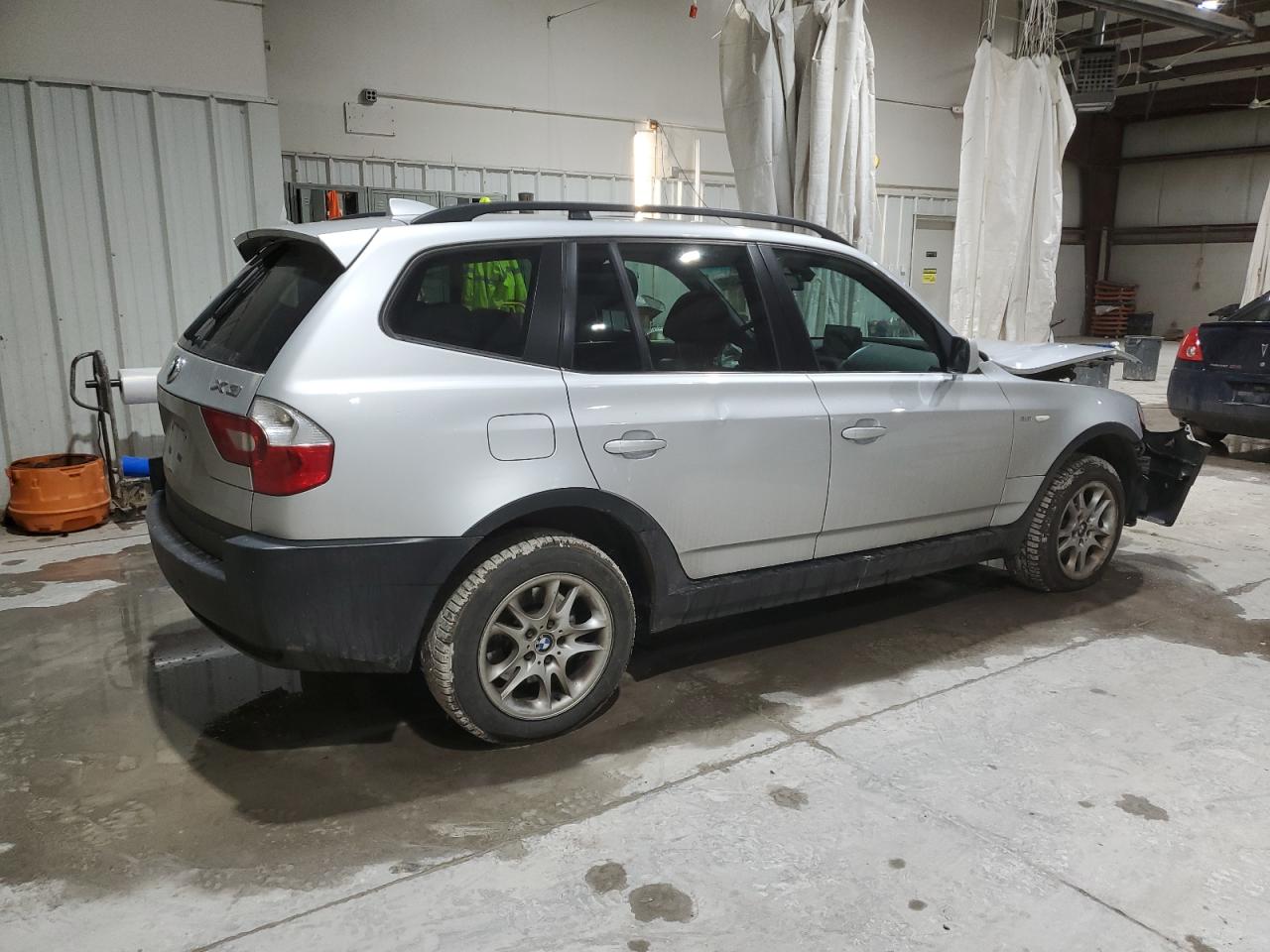 Photo 2 VIN: WBXPA73444WC43760 - BMW X3 