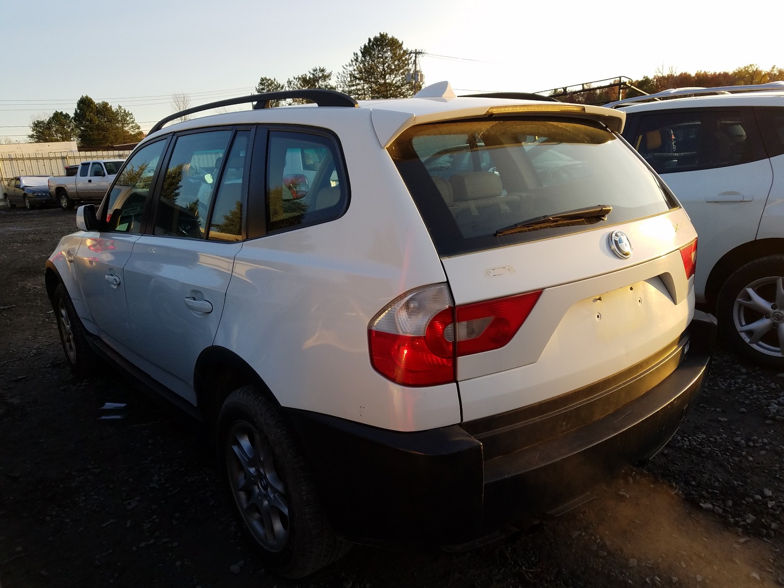 Photo 2 VIN: WBXPA73464WC43677 - BMW X3 2.5I 