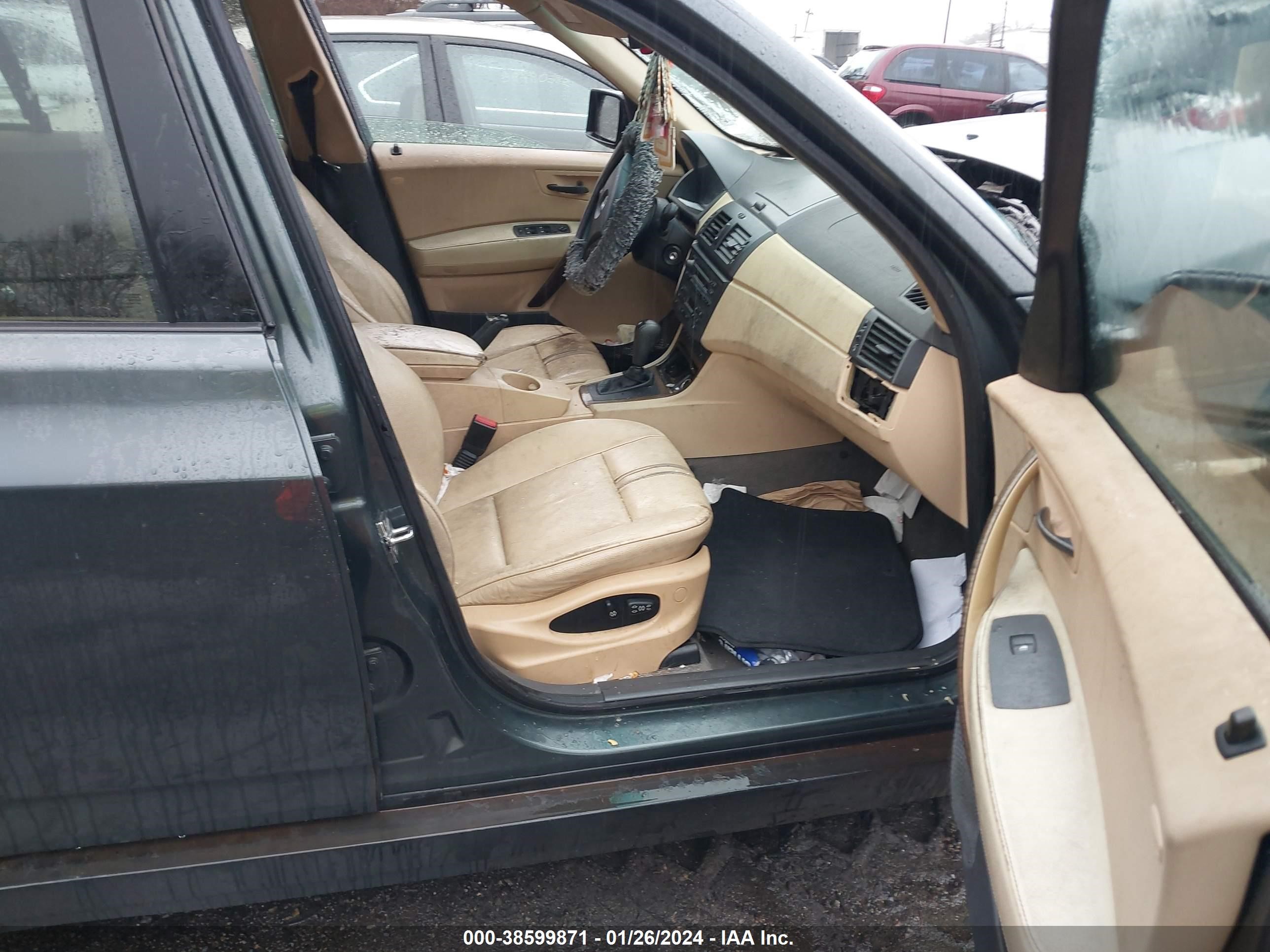 Photo 4 VIN: WBXPA73484WC44877 - BMW X3 