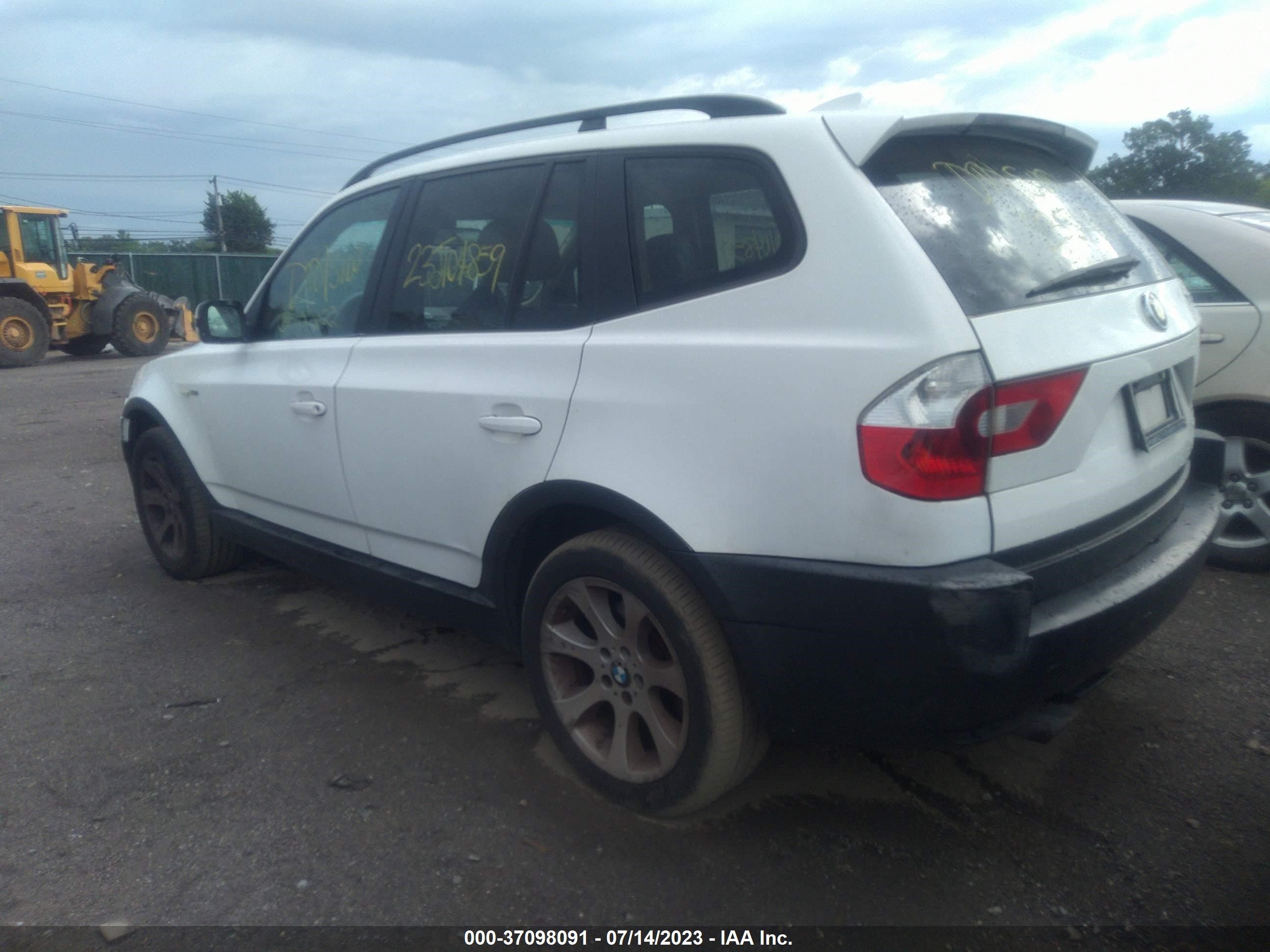 Photo 2 VIN: WBXPA93405WD02414 - BMW X3 