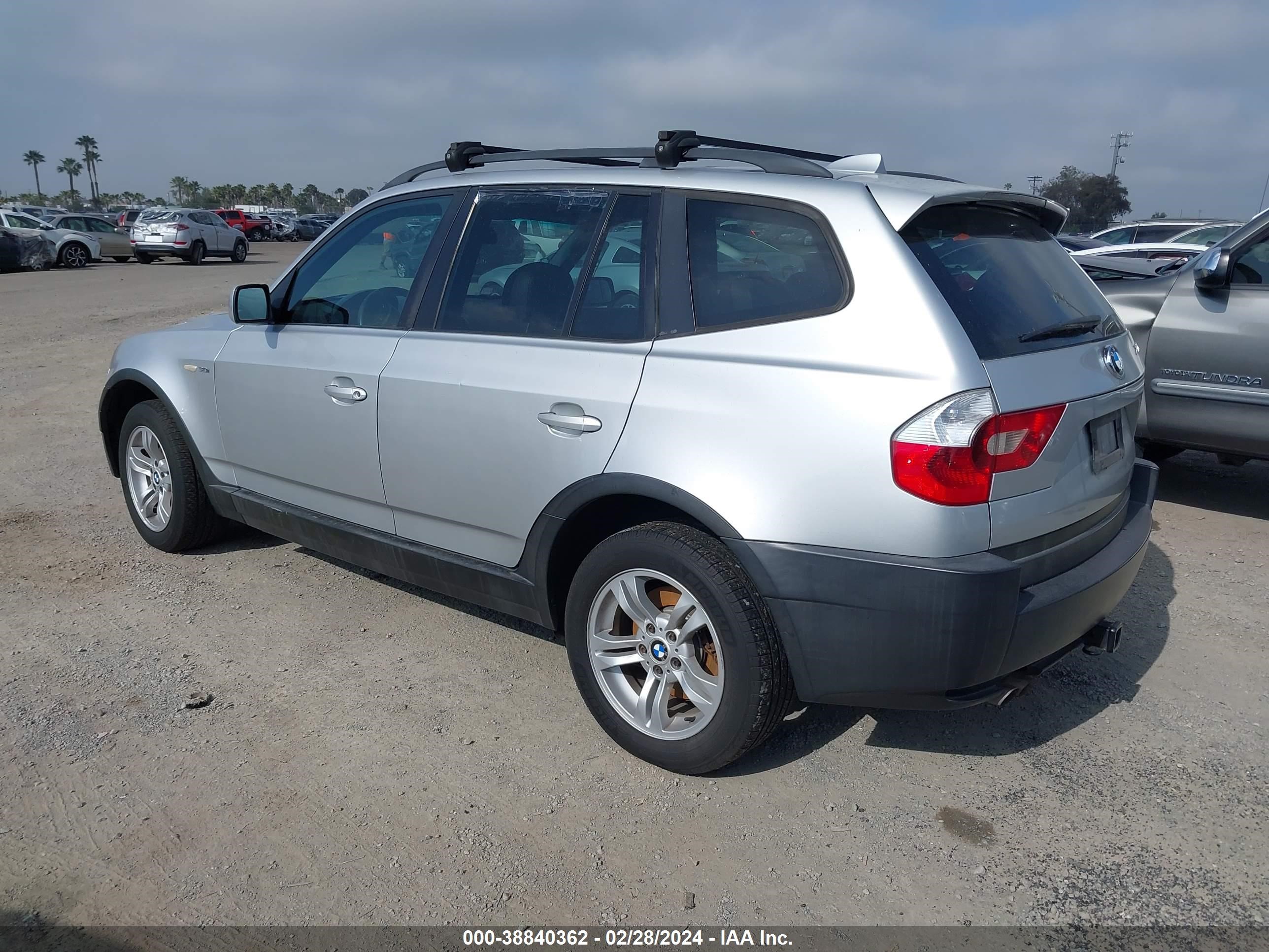 Photo 2 VIN: WBXPA93435WD07977 - BMW X3 