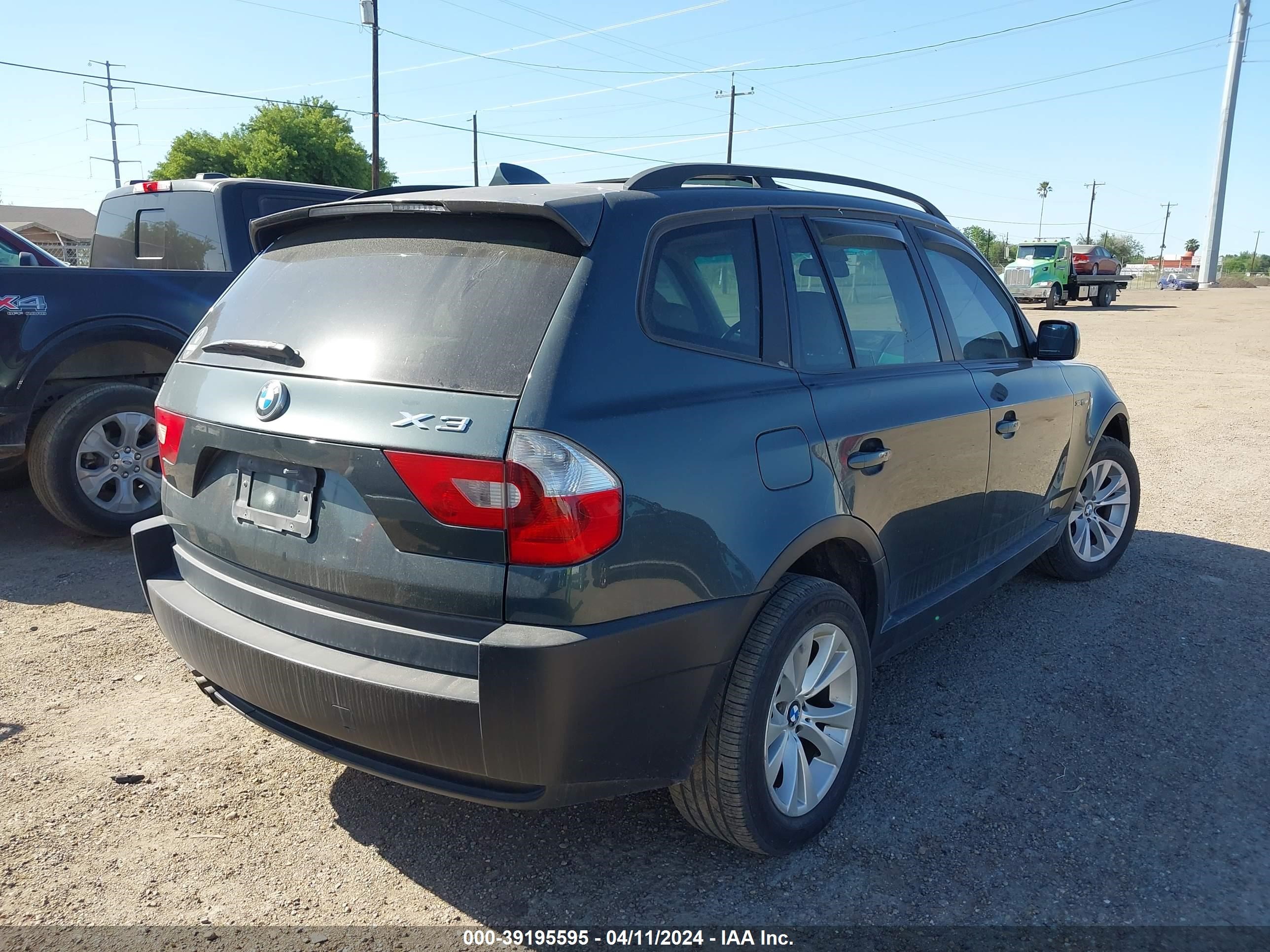 Photo 3 VIN: WBXPA93435WD15531 - BMW X3 