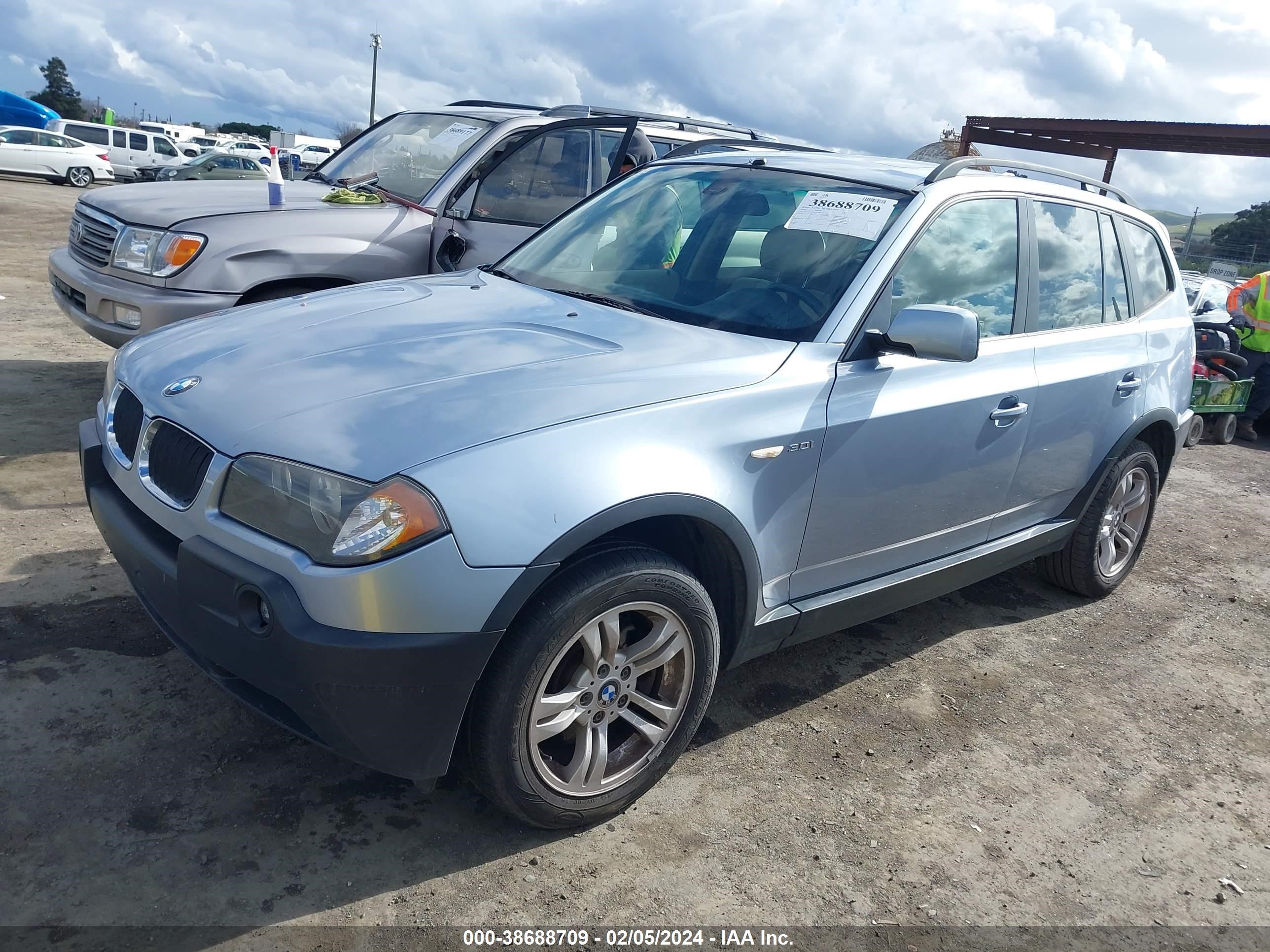 Photo 1 VIN: WBXPA93455WD03784 - BMW X3 