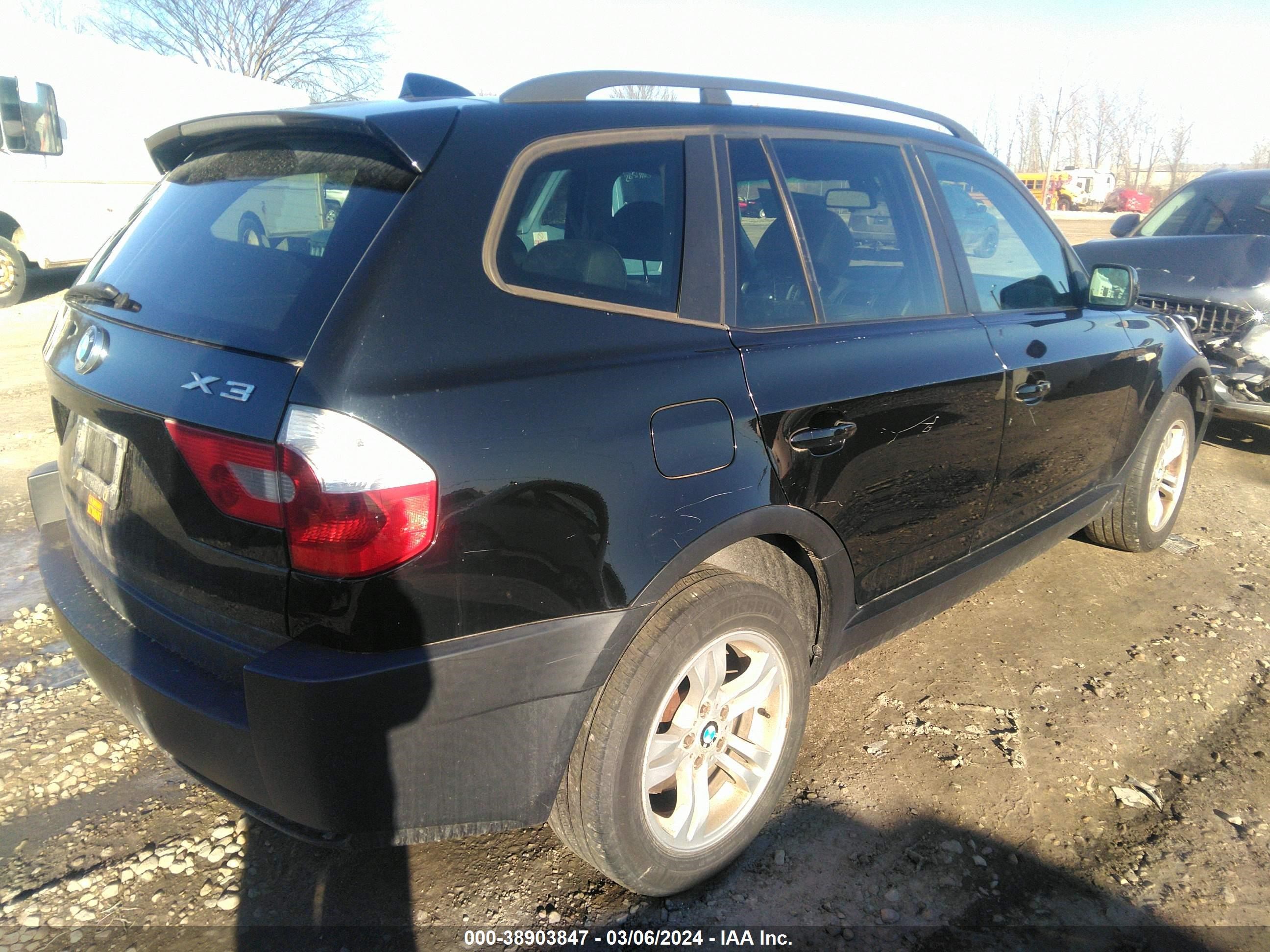 Photo 3 VIN: WBXPA93455WD15515 - BMW X3 