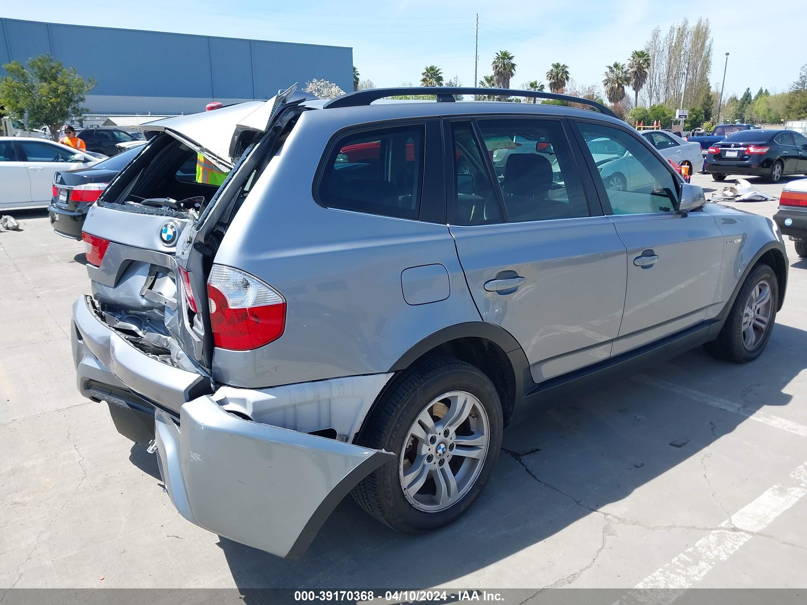 Photo 3 VIN: WBXPA93466WG79380 - BMW X3 