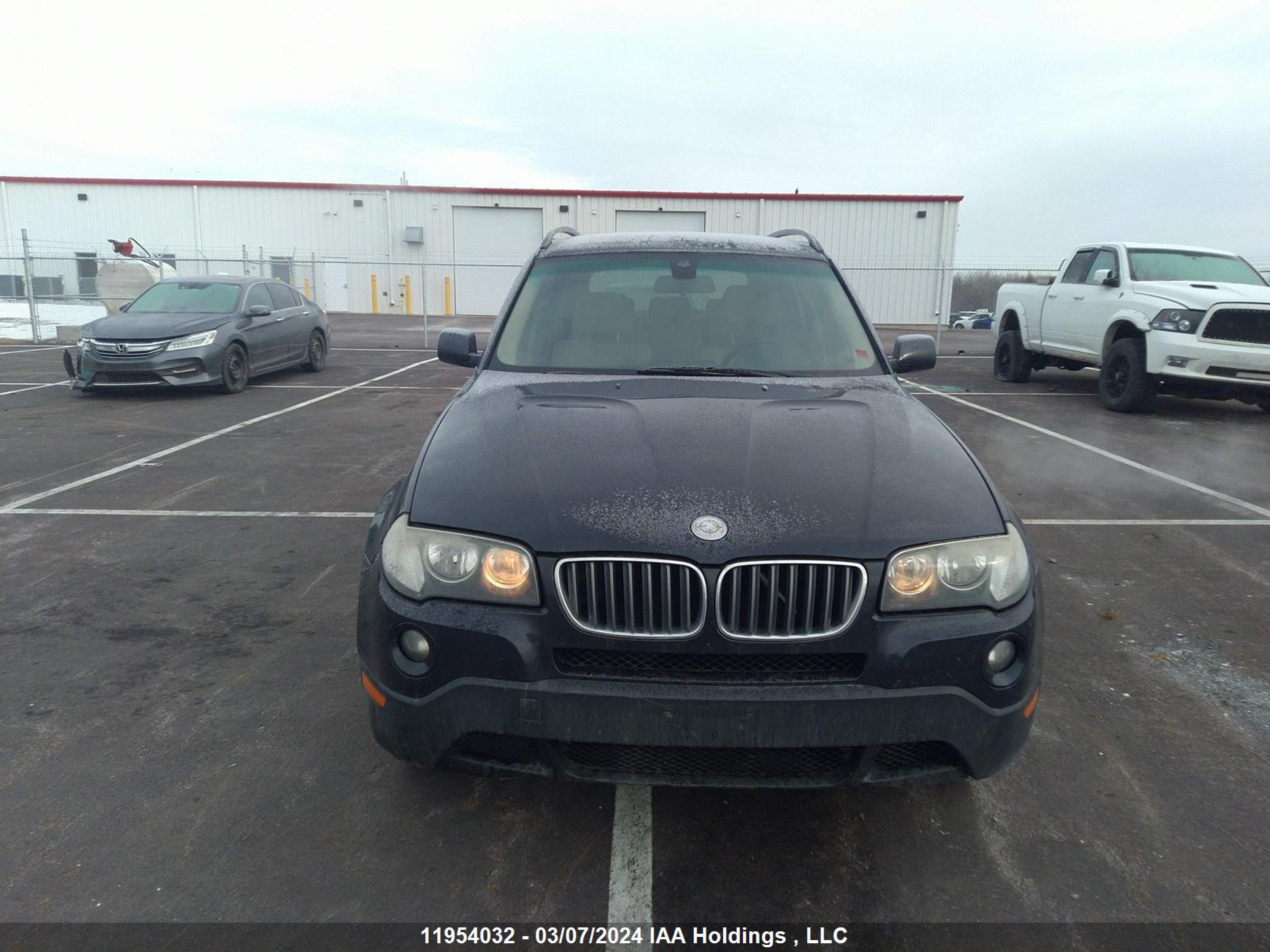 Photo 11 VIN: WBXPC73448WE52979 - BMW X3 