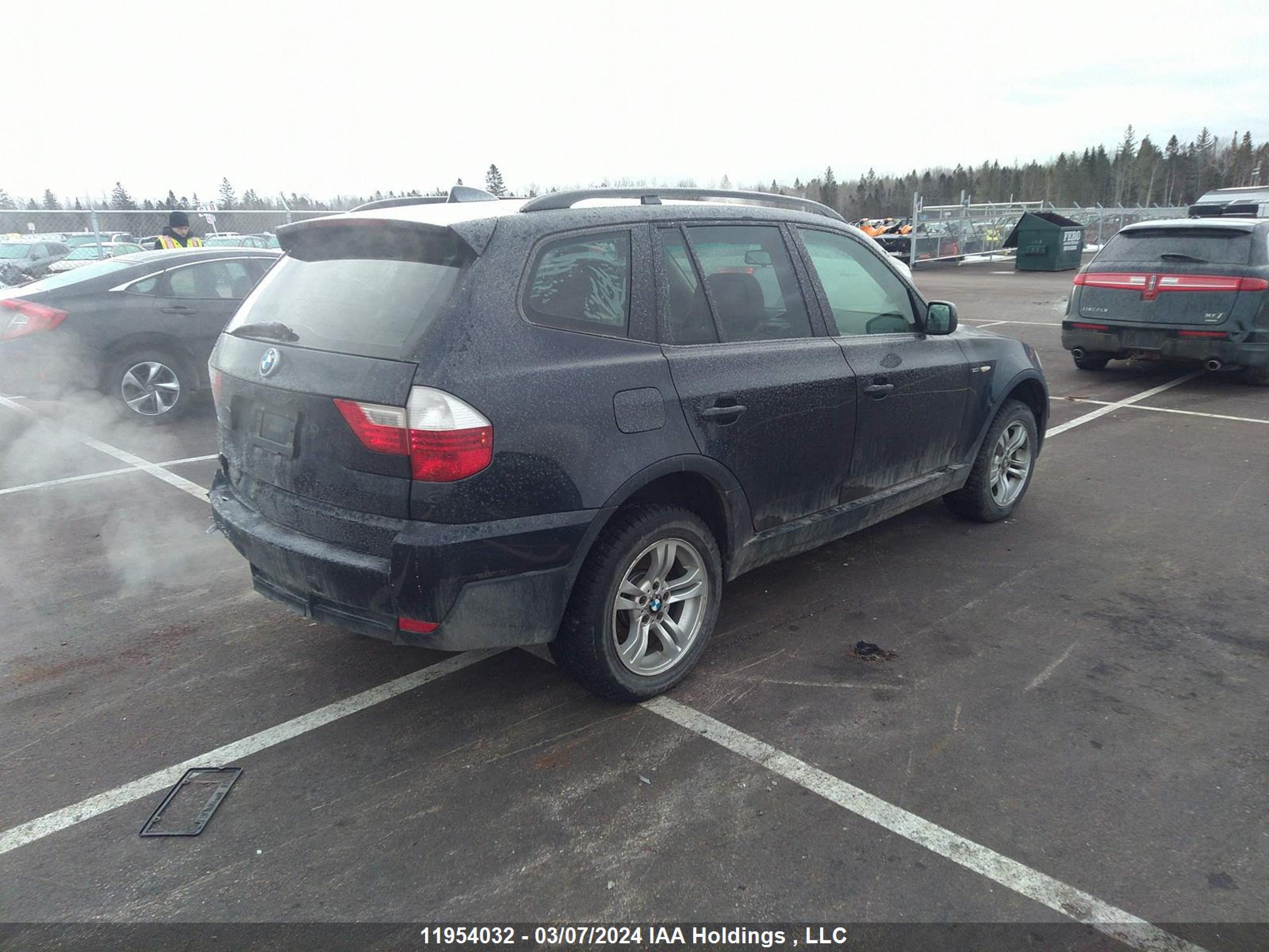 Photo 3 VIN: WBXPC73448WE52979 - BMW X3 