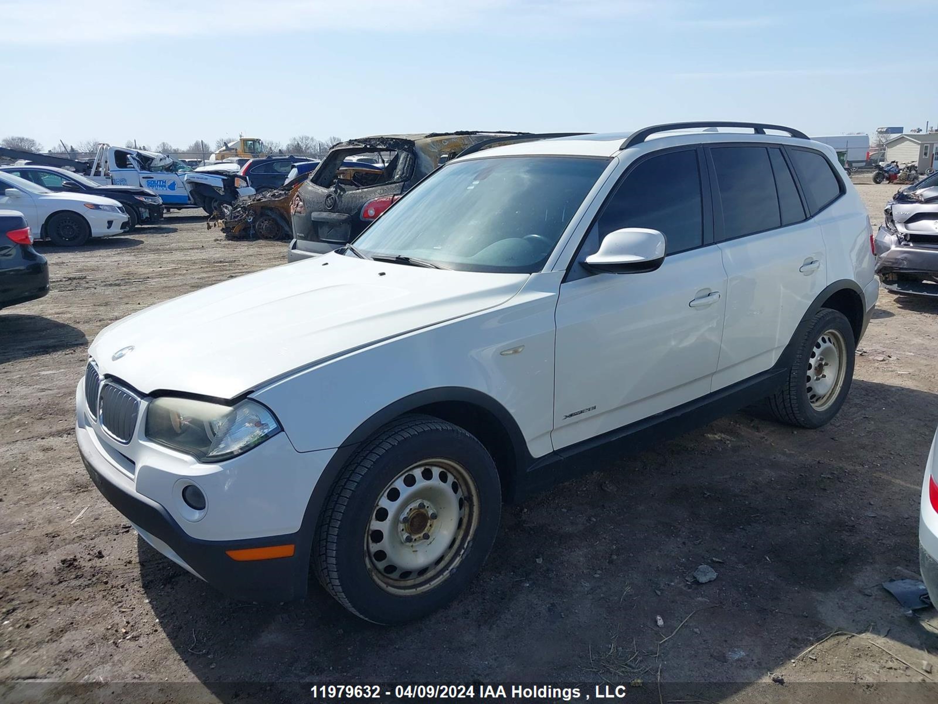 Photo 1 VIN: WBXPC7C41AWE53352 - BMW X3 