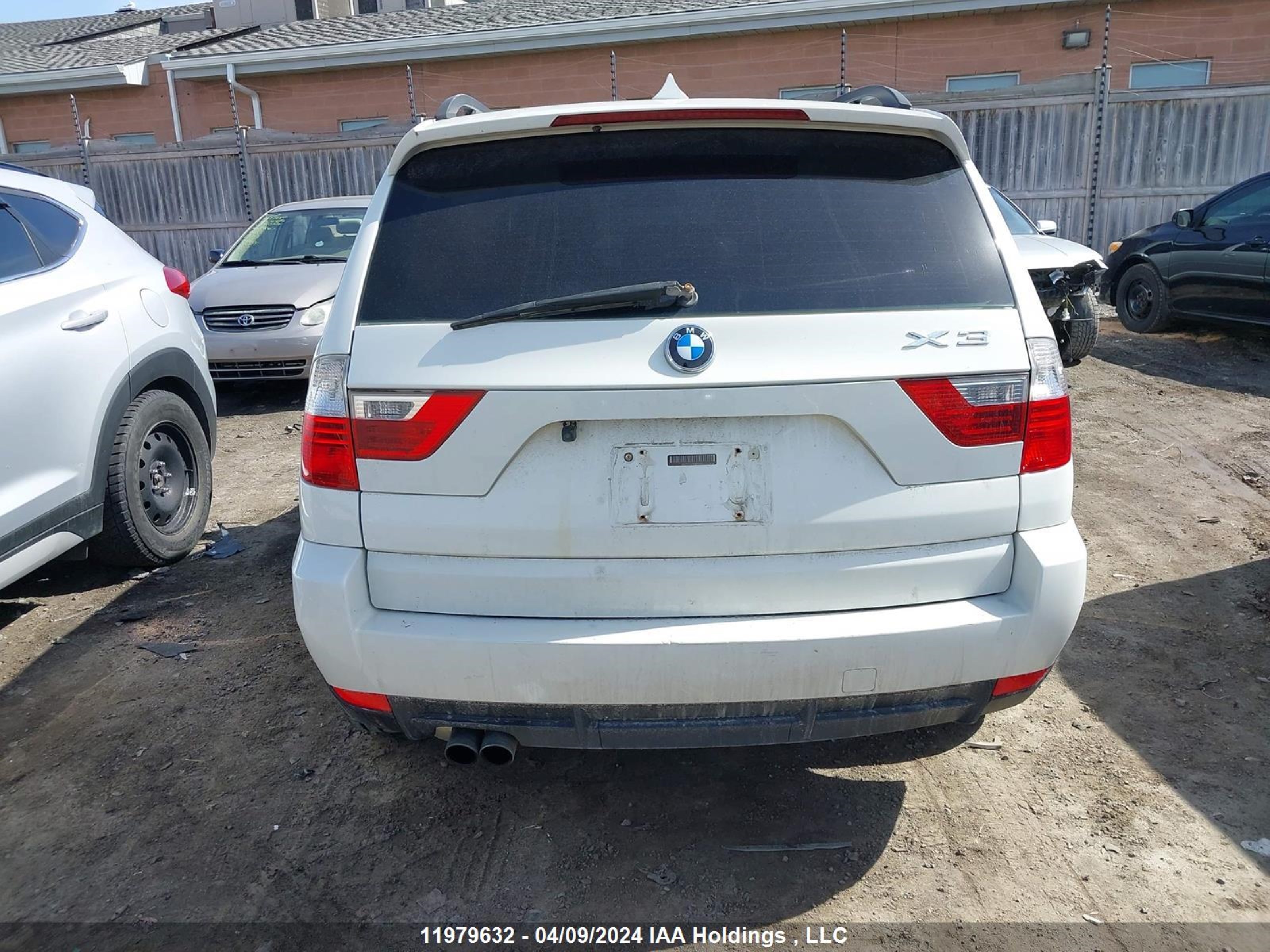 Photo 15 VIN: WBXPC7C41AWE53352 - BMW X3 