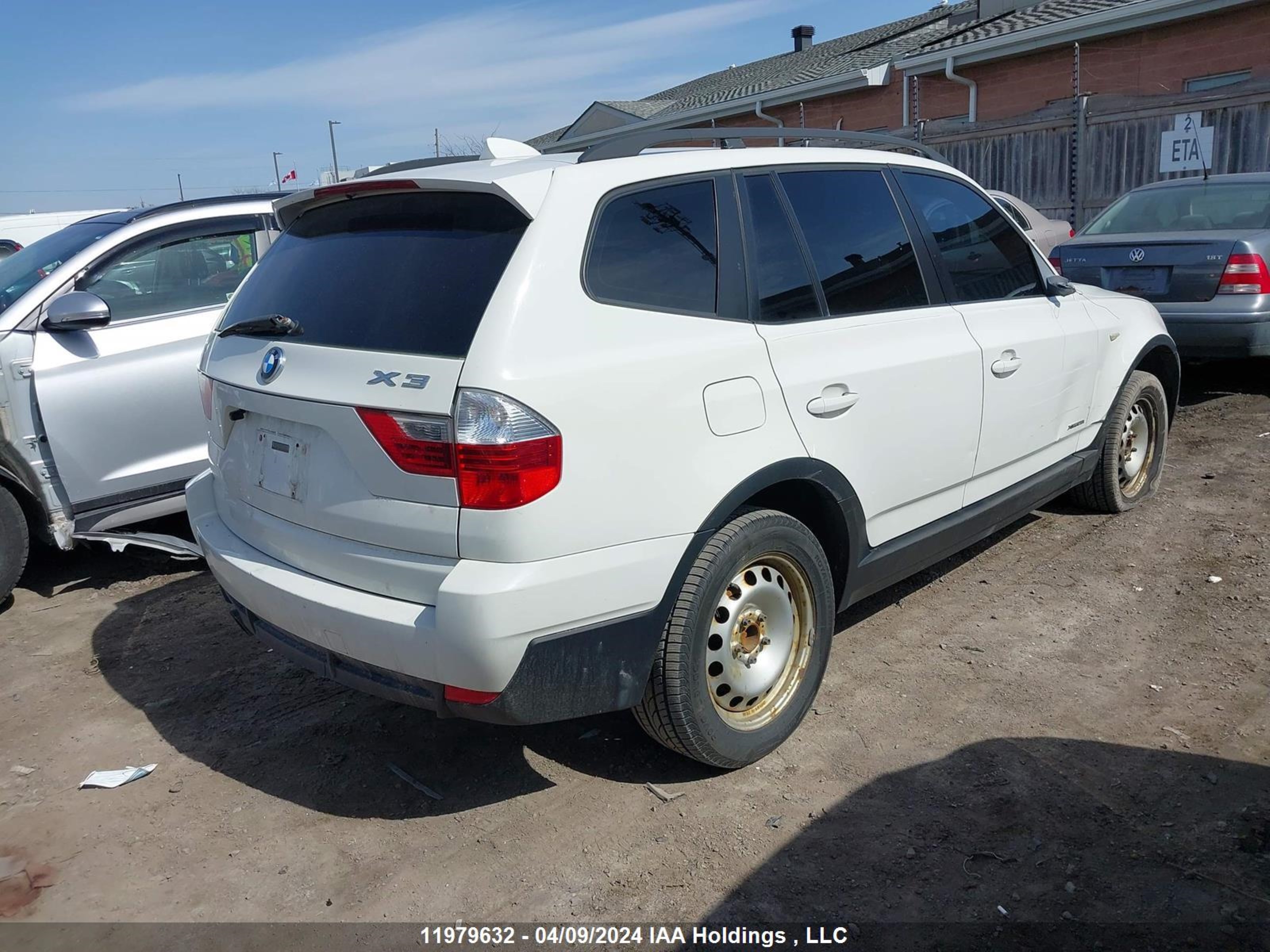 Photo 3 VIN: WBXPC7C41AWE53352 - BMW X3 