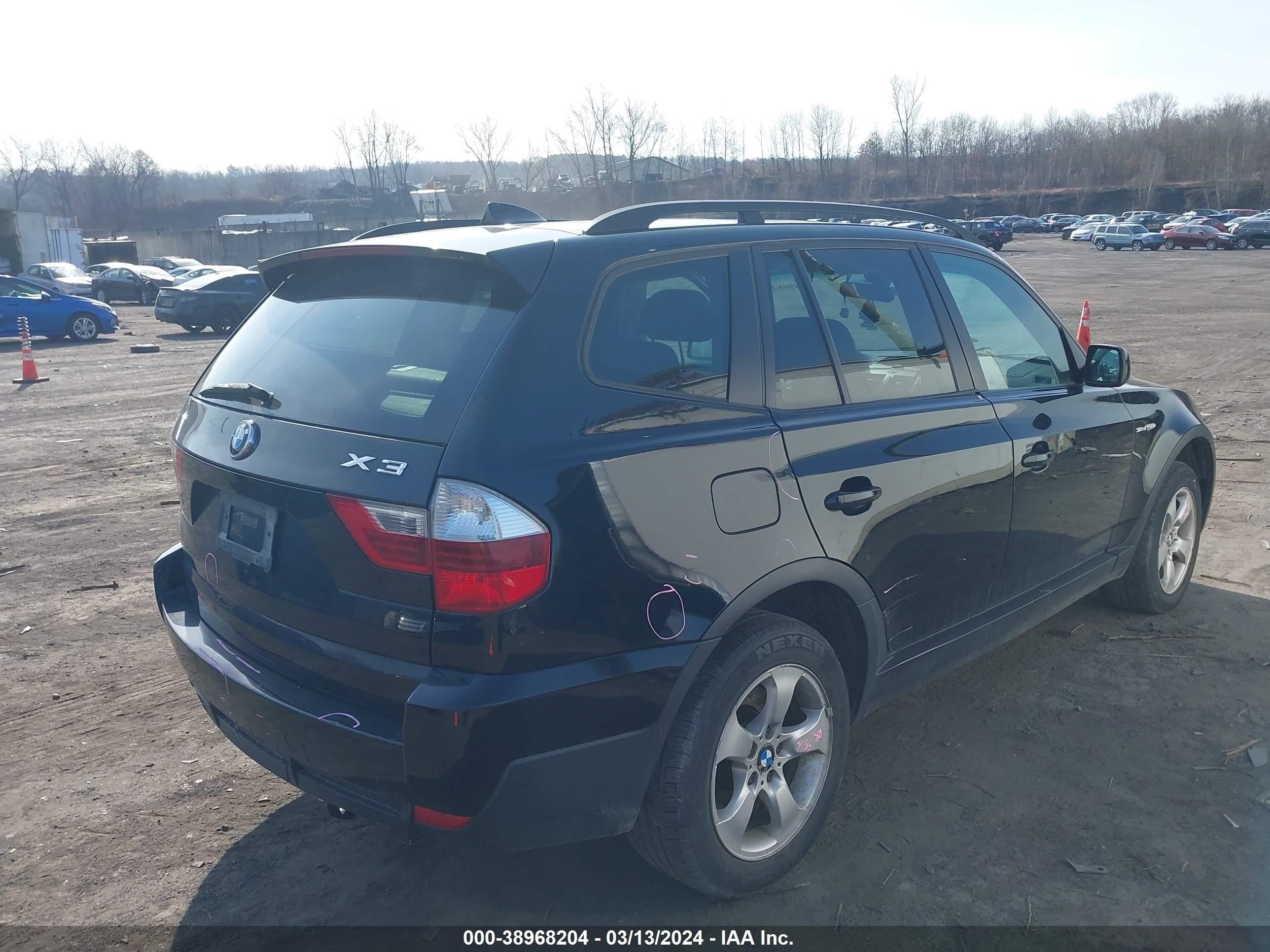 Photo 3 VIN: WBXPC93408WJ24189 - BMW X3 