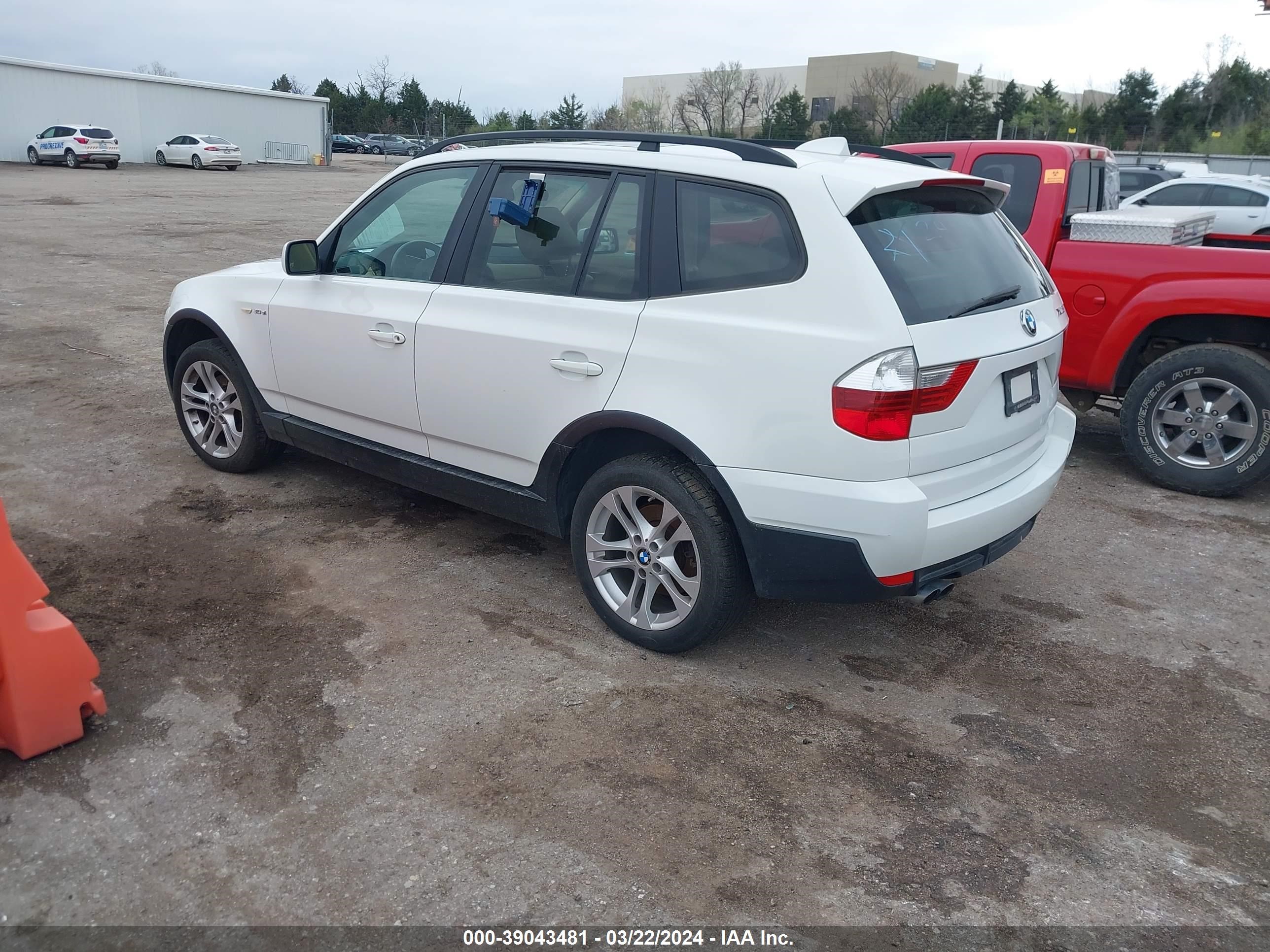 Photo 2 VIN: WBXPC93417WF02196 - BMW X3 