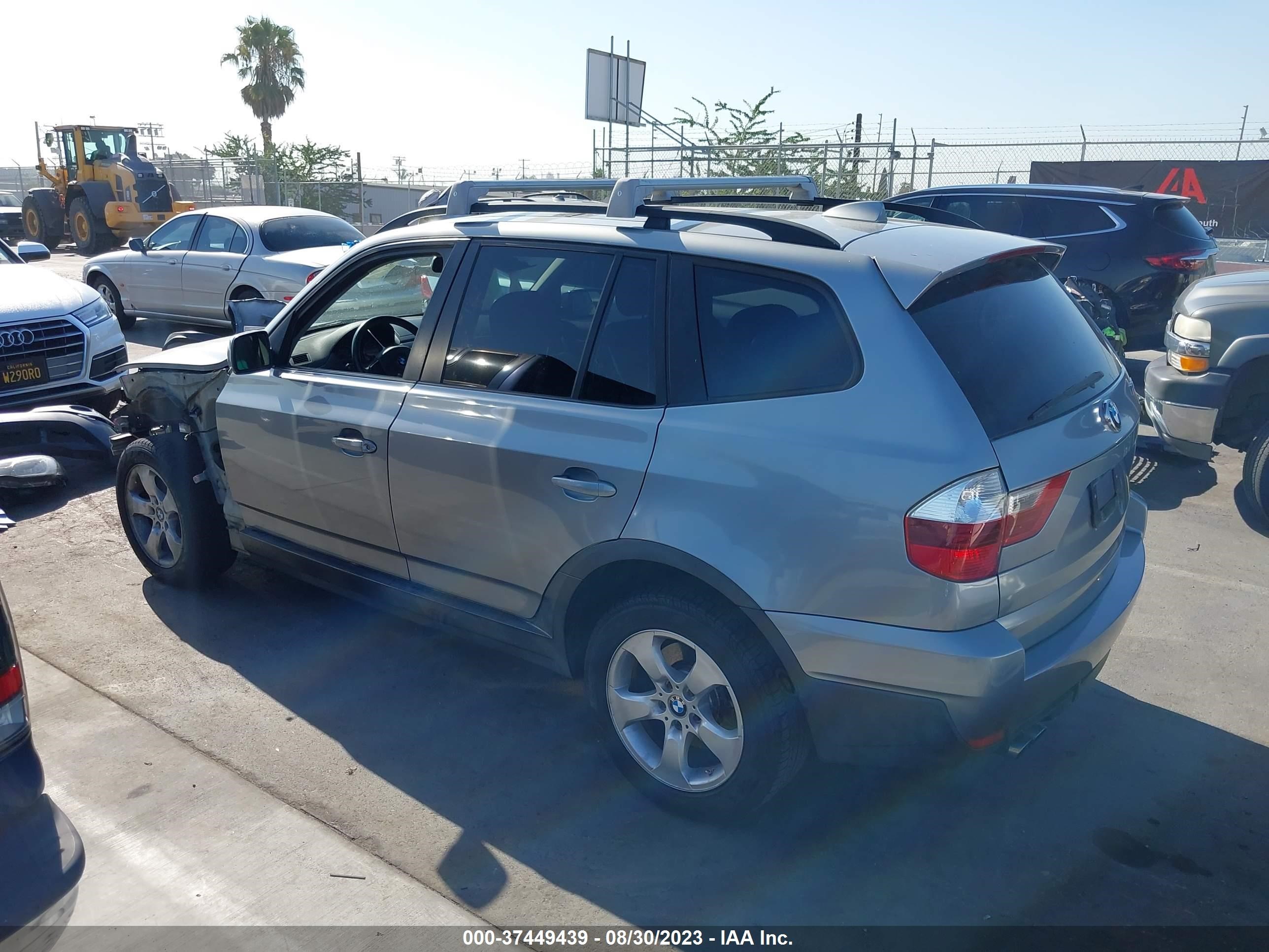 Photo 2 VIN: WBXPC93417WF09150 - BMW X3 