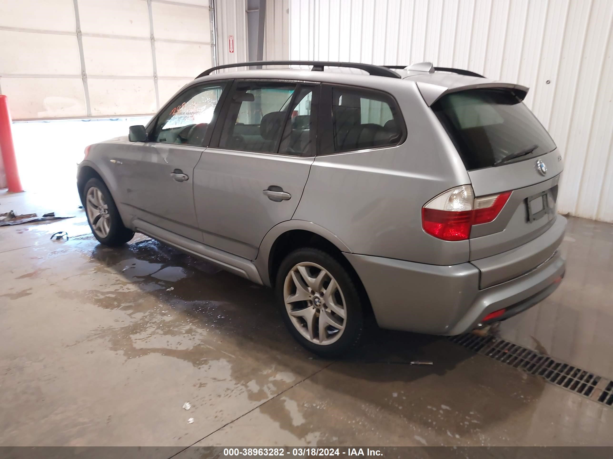 Photo 2 VIN: WBXPC93417WF16695 - BMW X3 