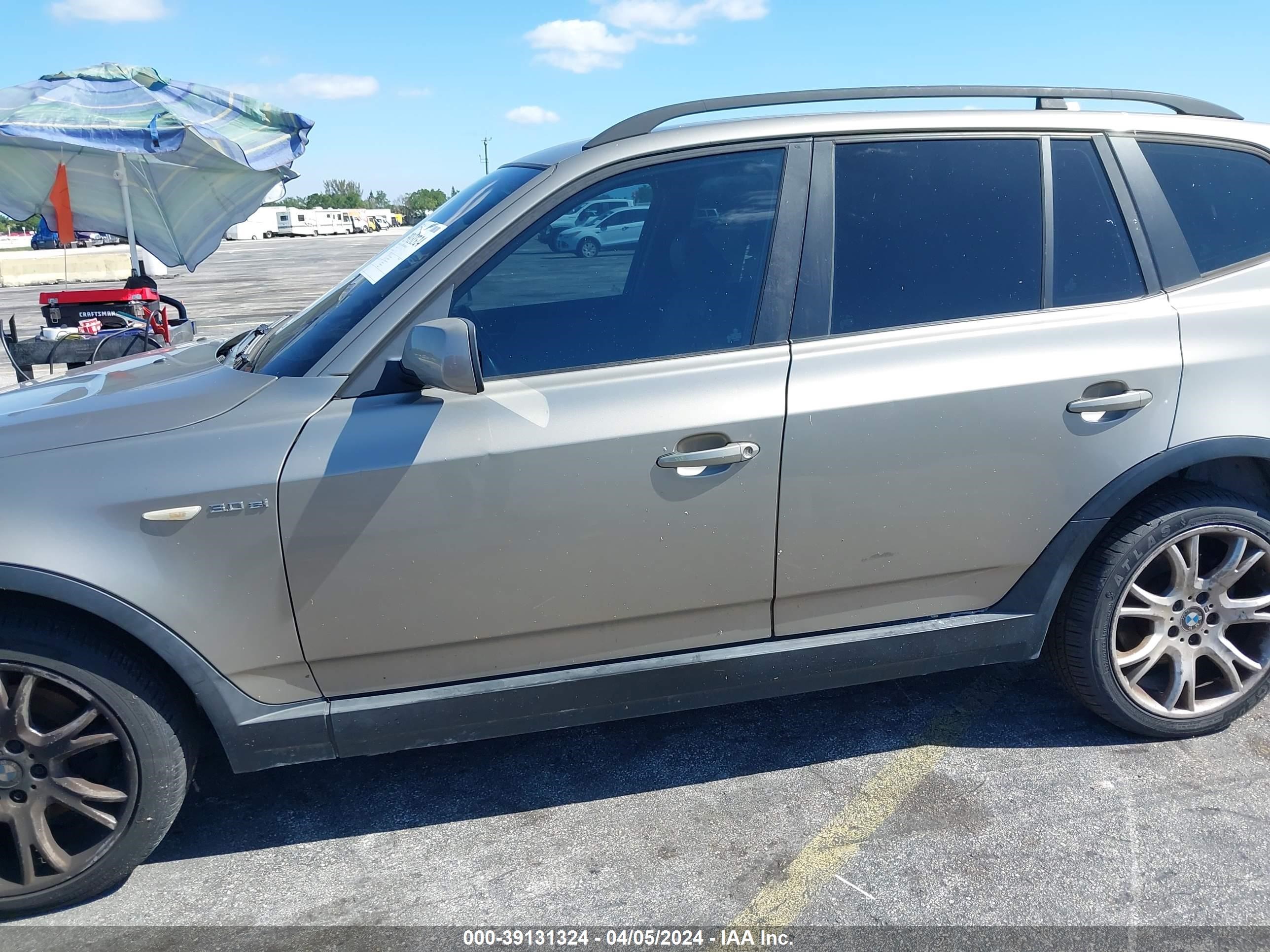 Photo 11 VIN: WBXPC93418WJ07630 - BMW X3 