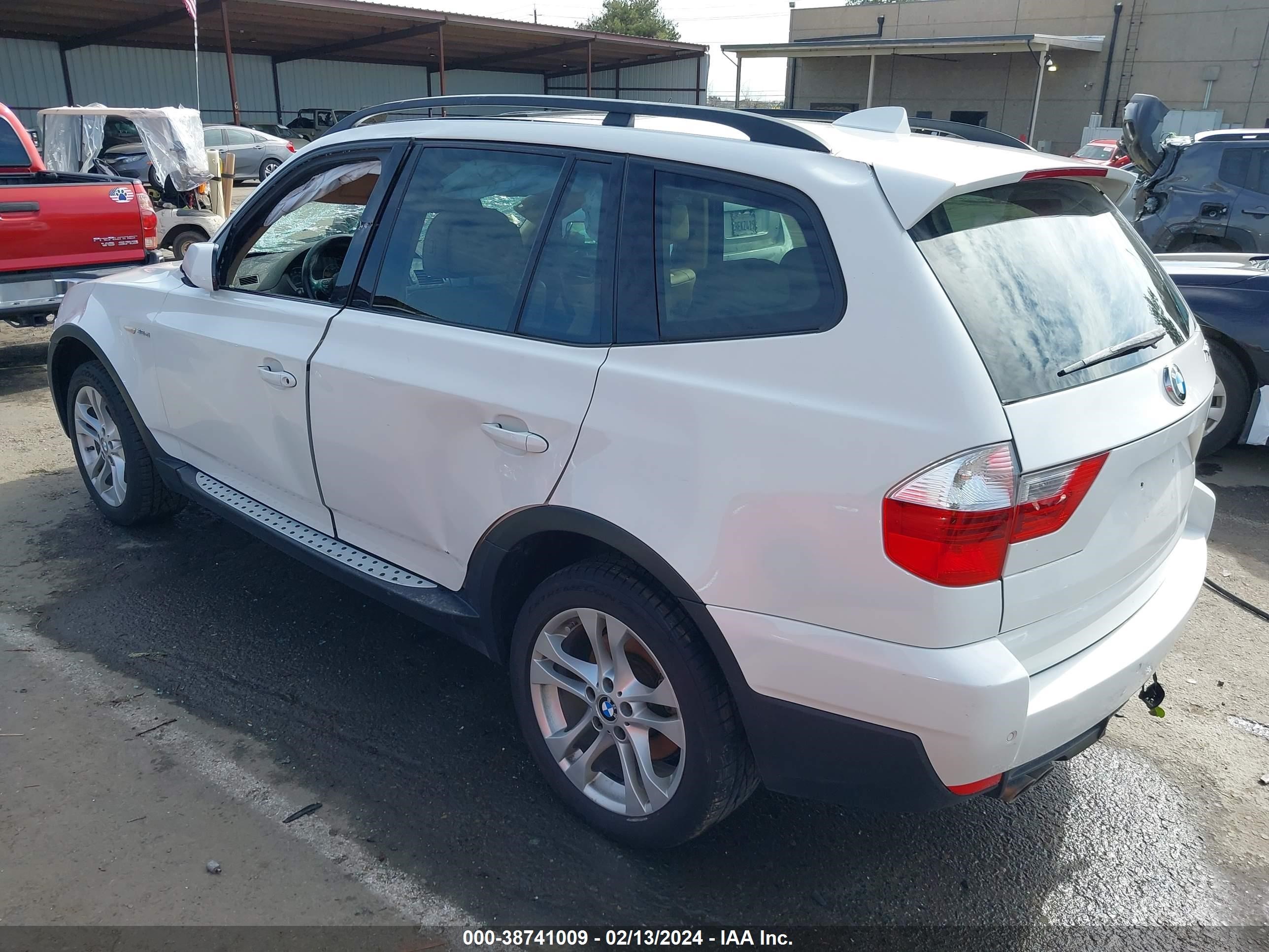 Photo 2 VIN: WBXPC93418WJ10012 - BMW X3 