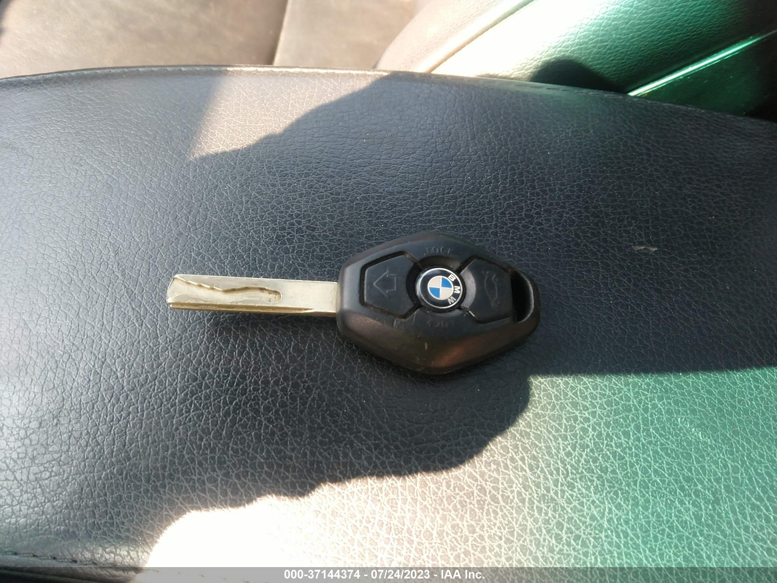 Photo 10 VIN: WBXPC93418WJ12035 - BMW X3 