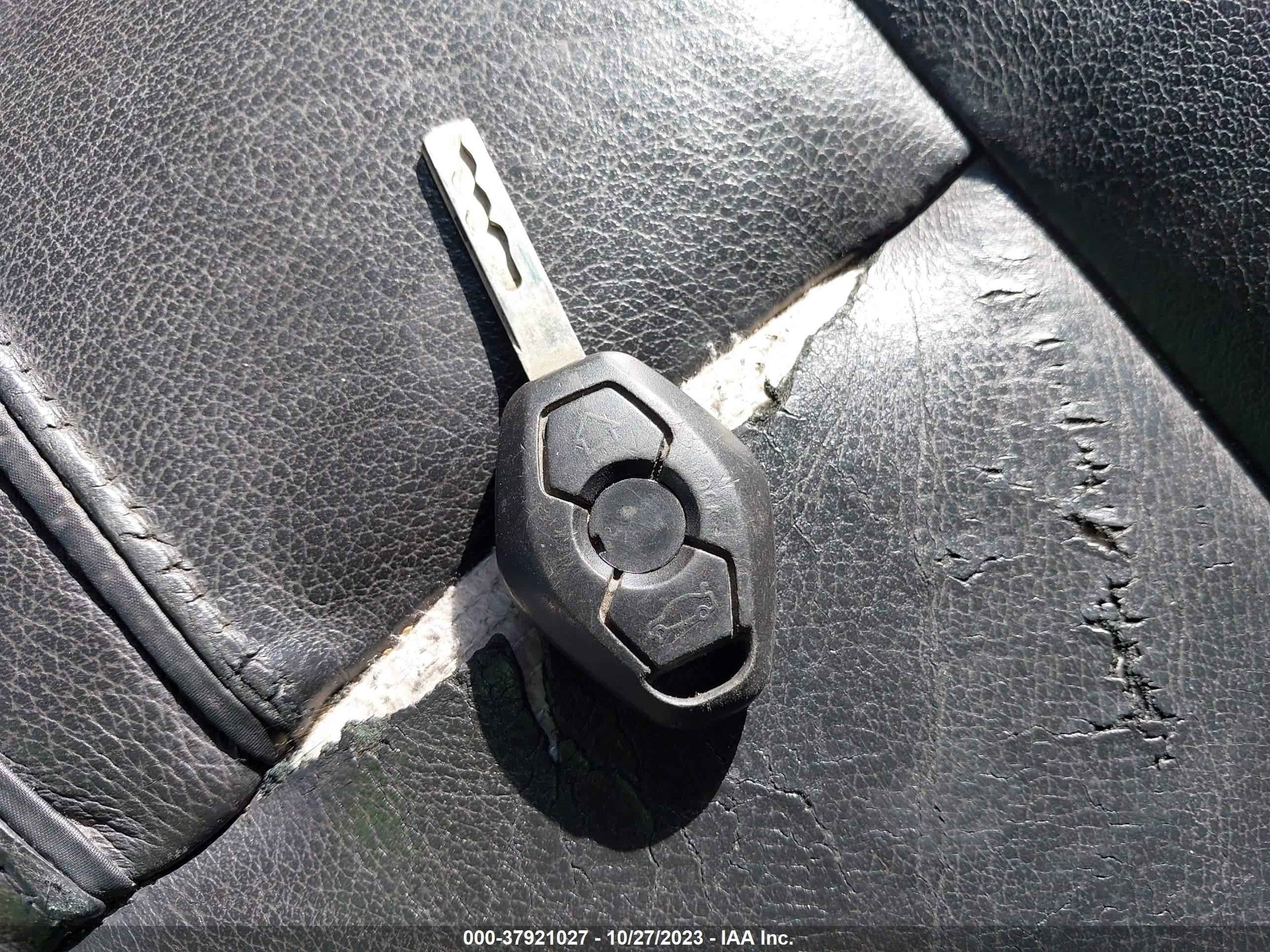 Photo 10 VIN: WBXPC93428WJ03330 - BMW X3 