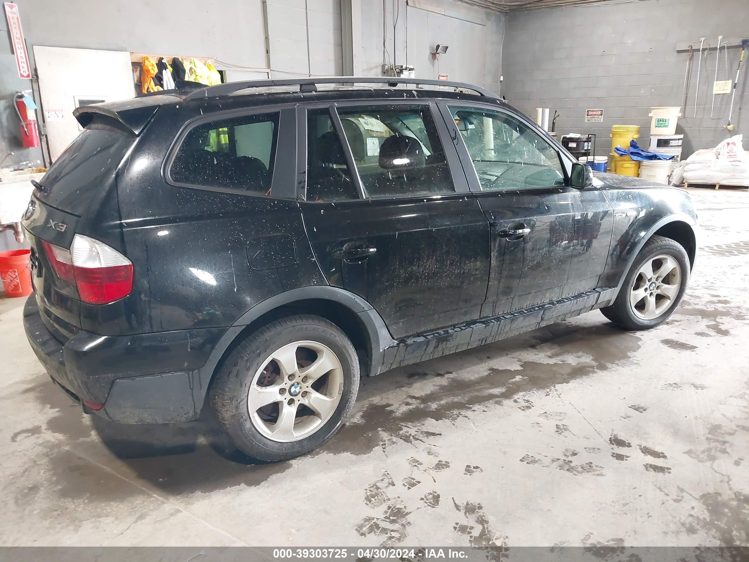 Photo 3 VIN: WBXPC93428WJ21777 - BMW X3 