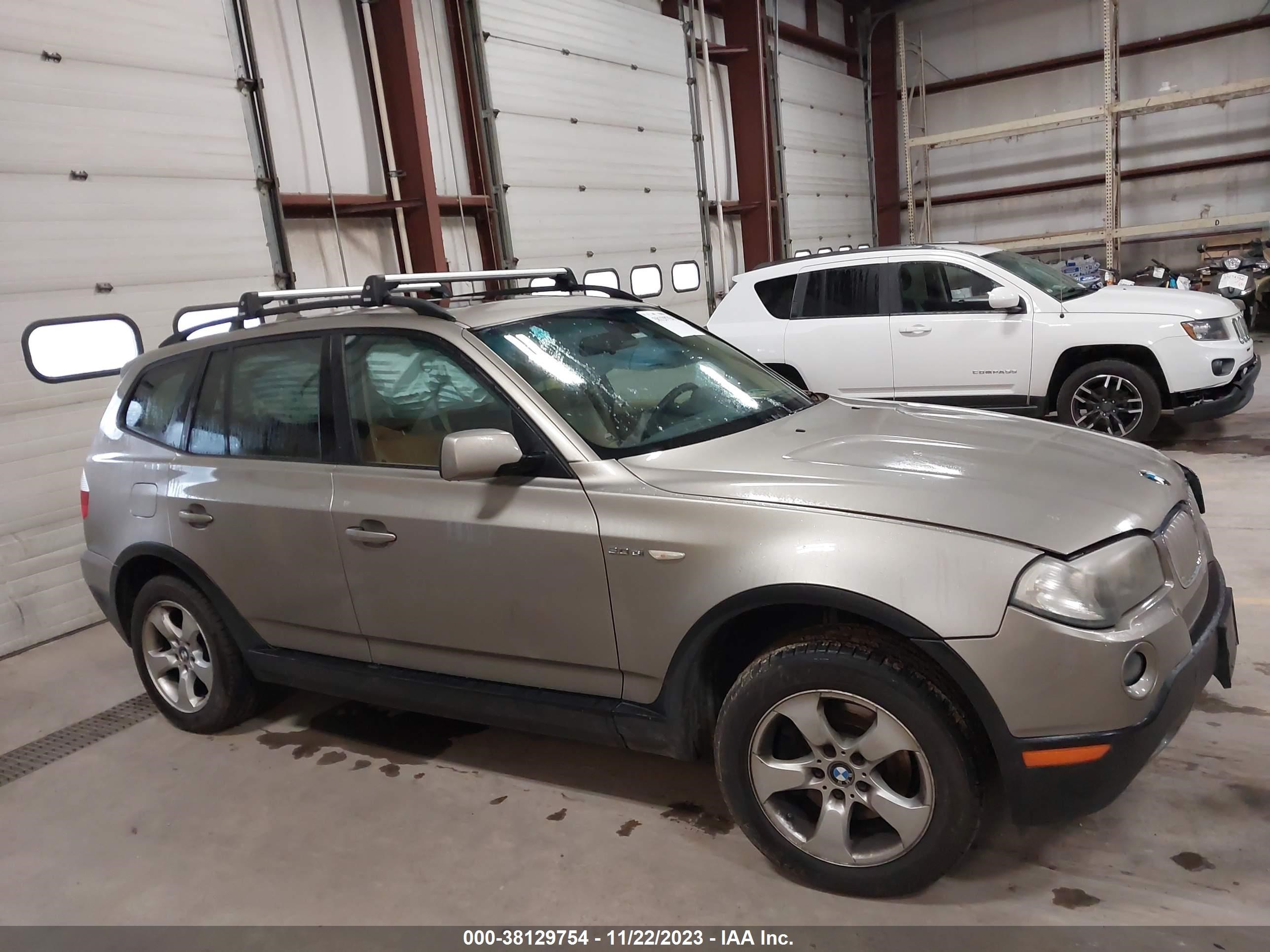 Photo 12 VIN: WBXPC93437WF08081 - BMW X3 