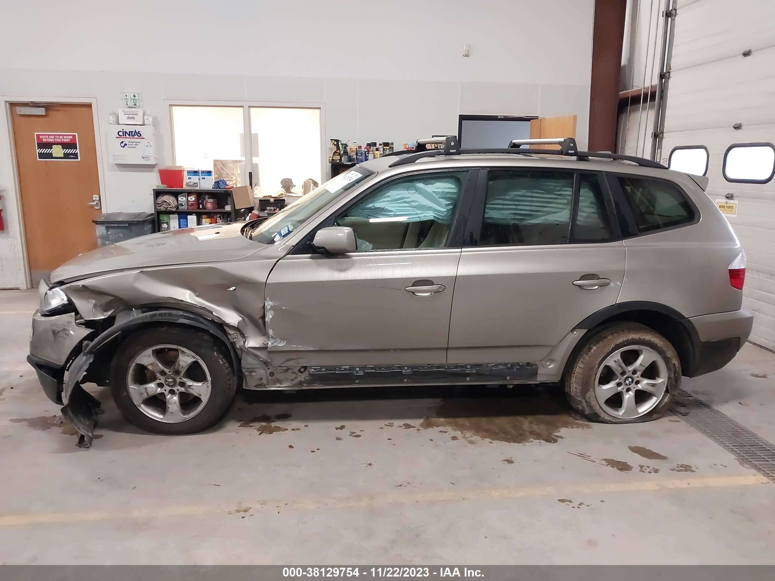 Photo 13 VIN: WBXPC93437WF08081 - BMW X3 