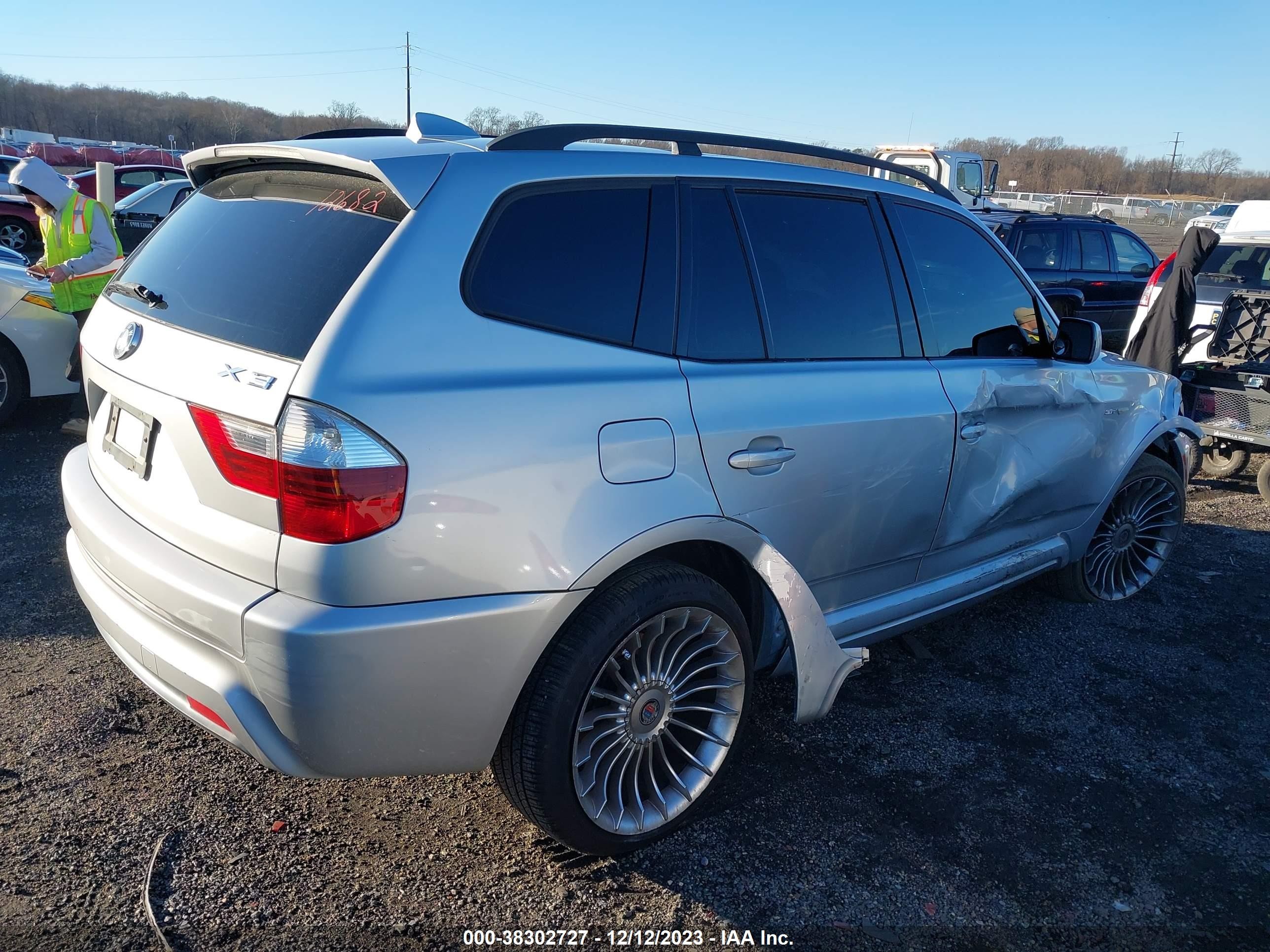 Photo 3 VIN: WBXPC93447WF06887 - BMW X3 