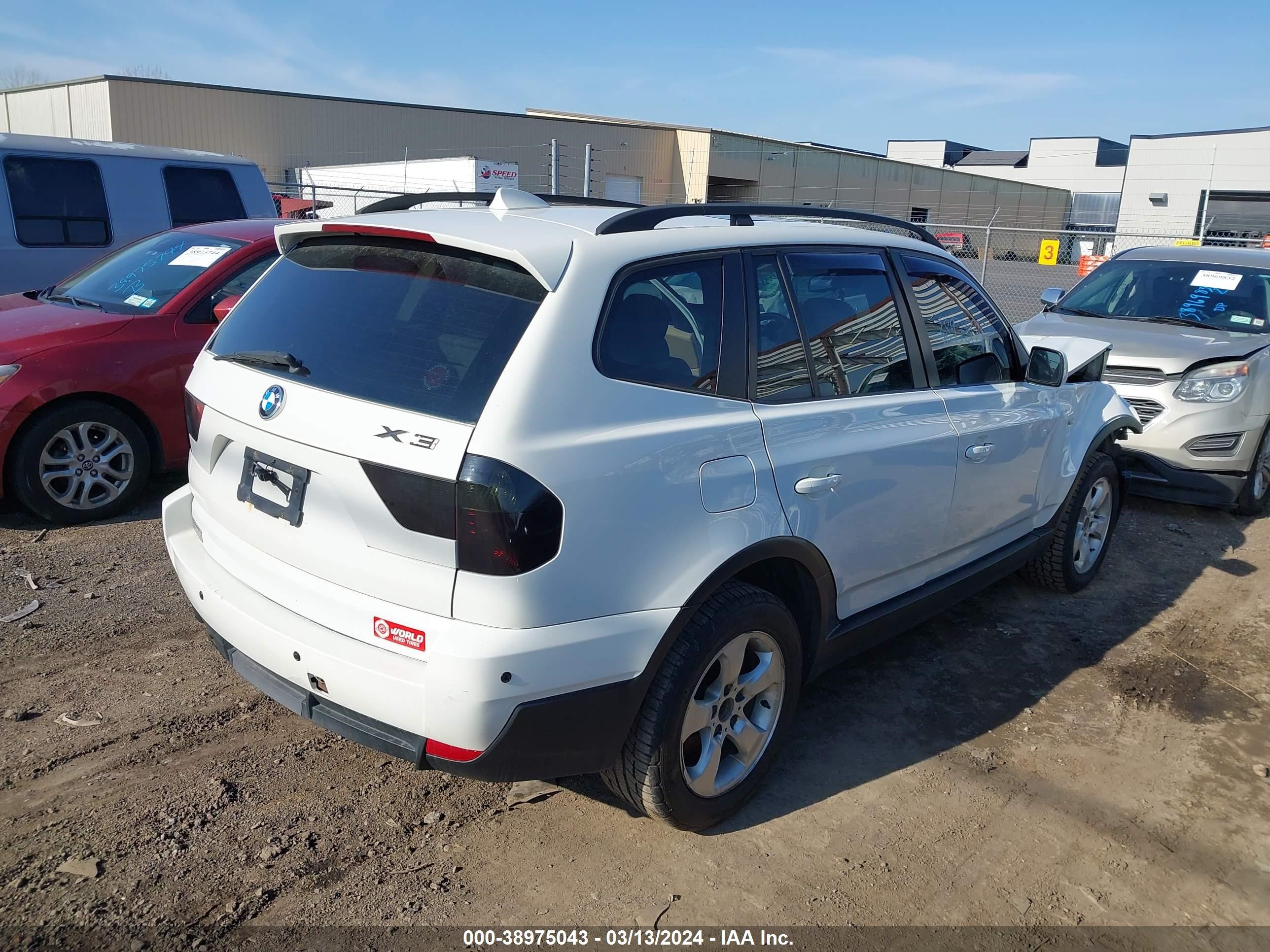 Photo 3 VIN: WBXPC93447WF29277 - BMW X3 