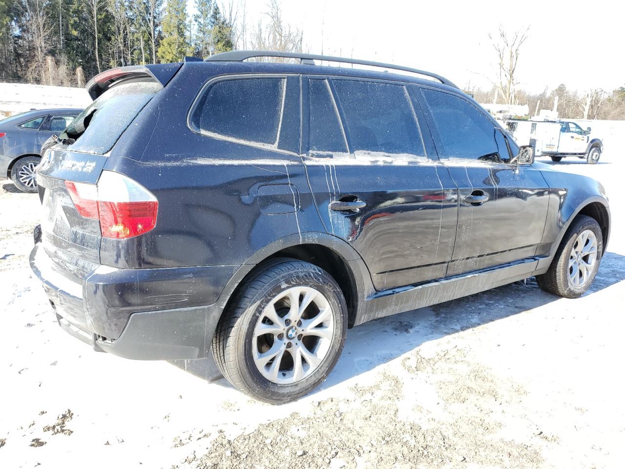 Photo 2 VIN: WBXPC93449WJ29025 - BMW X3 