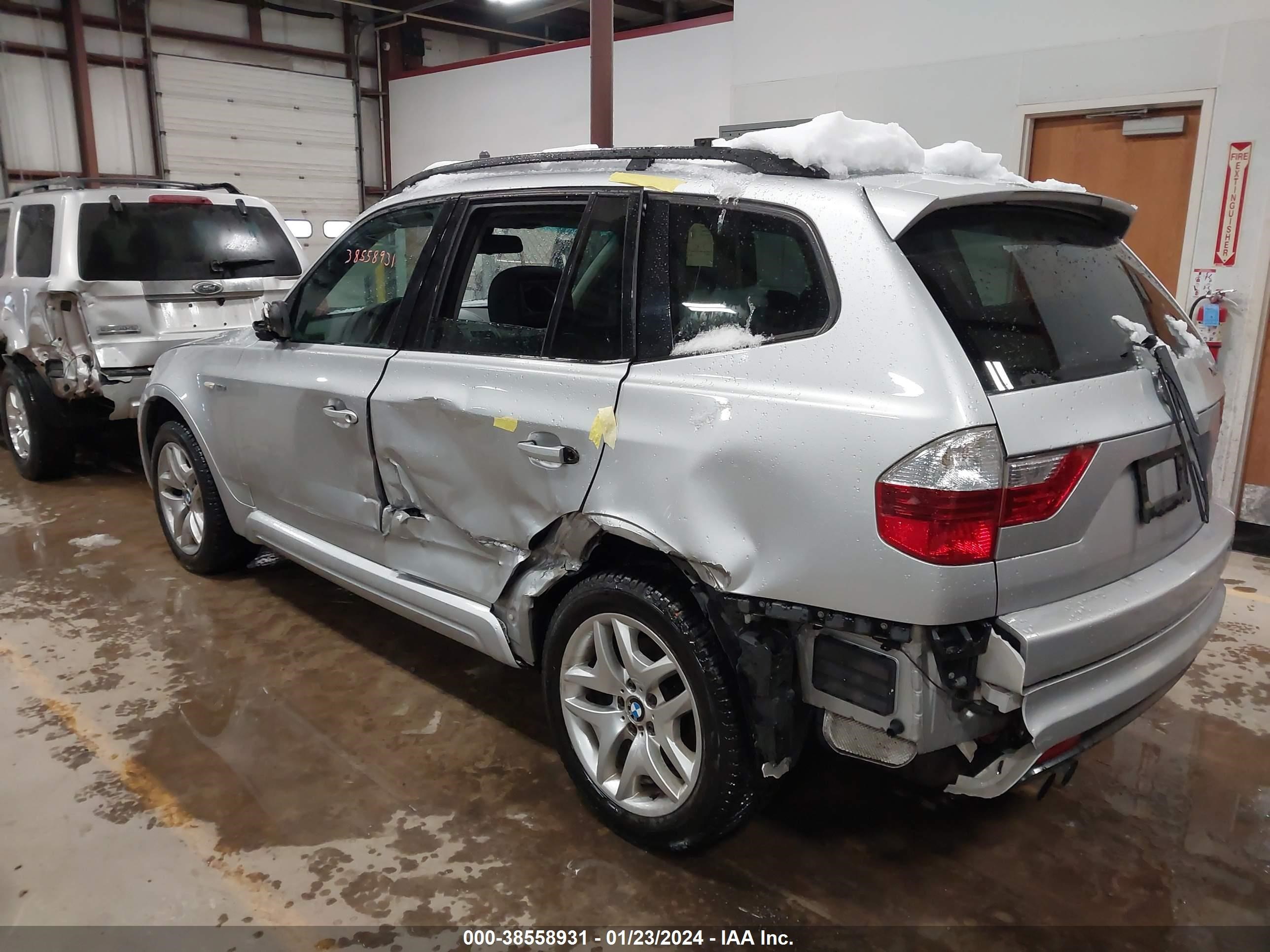 Photo 2 VIN: WBXPC93467WF02100 - BMW X3 