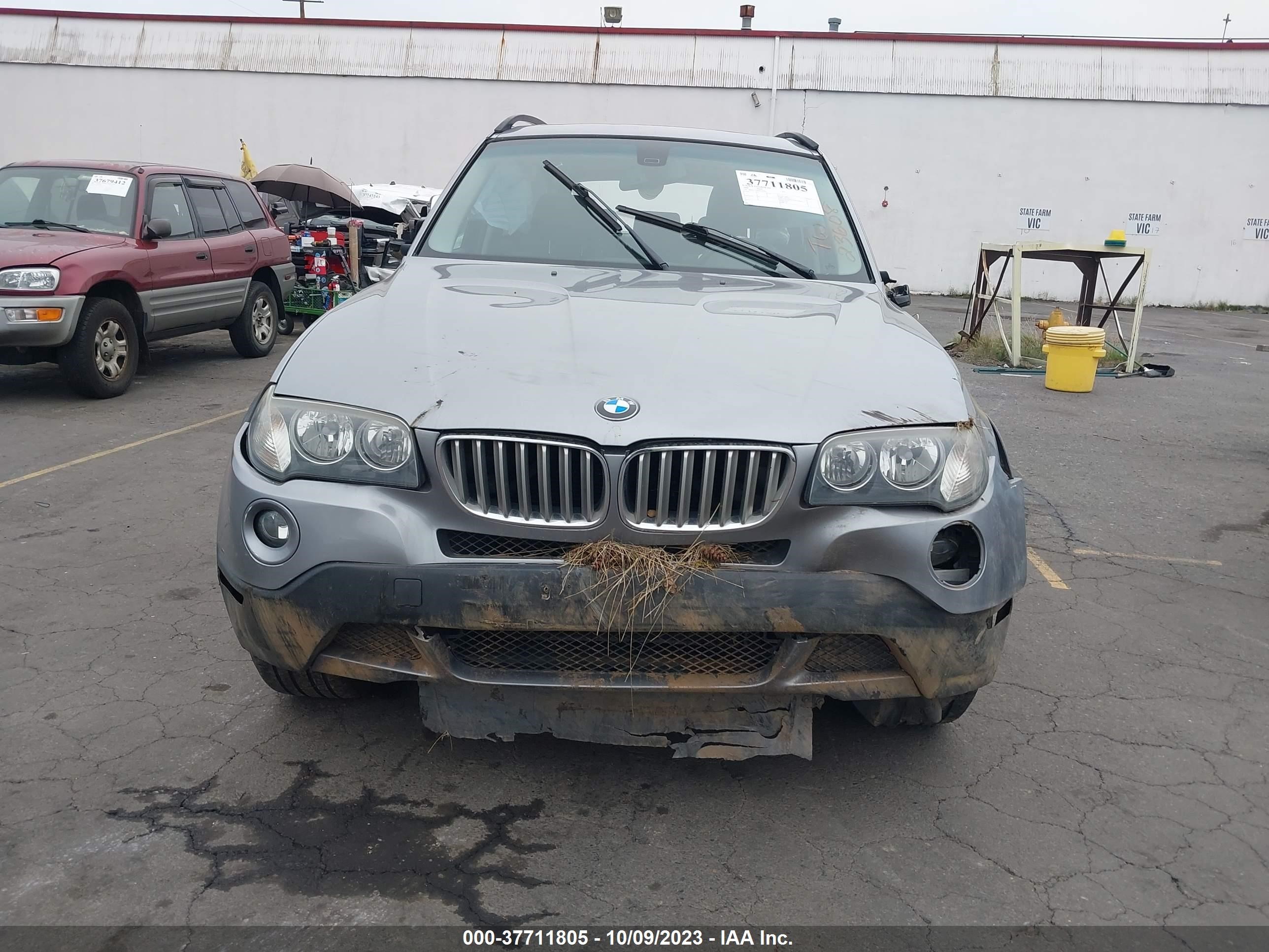 Photo 11 VIN: WBXPC93468WJ20390 - BMW X3 