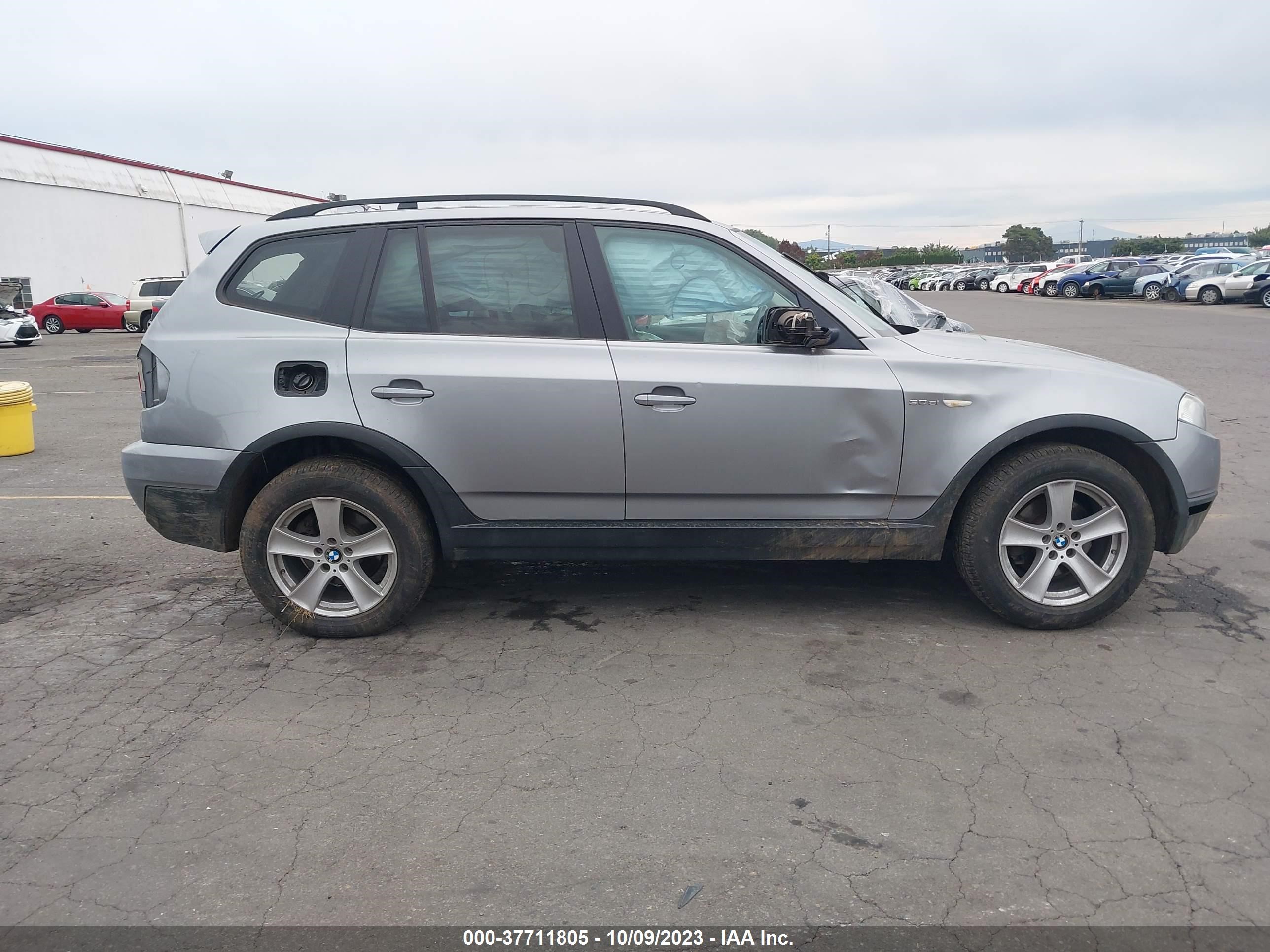 Photo 12 VIN: WBXPC93468WJ20390 - BMW X3 