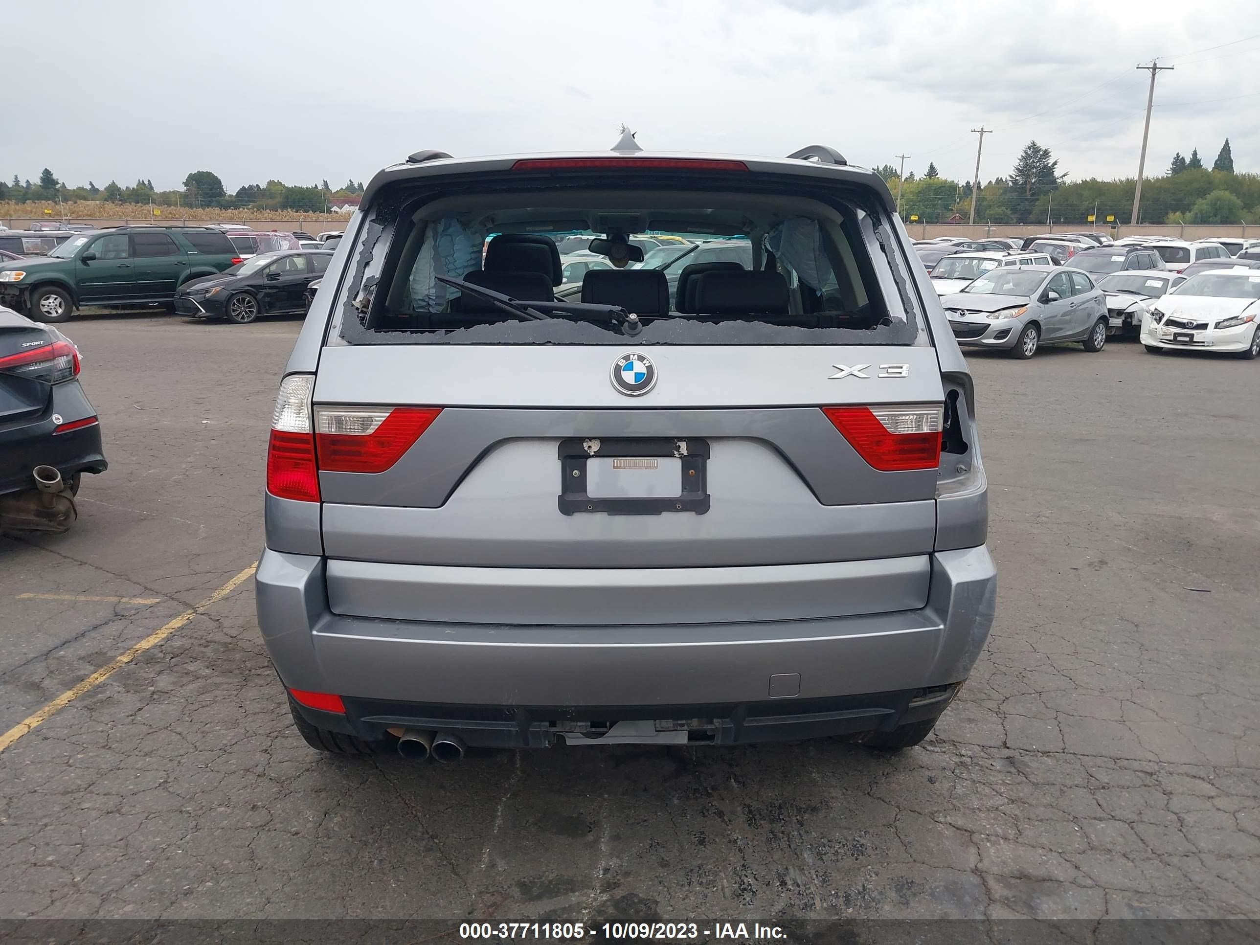 Photo 15 VIN: WBXPC93468WJ20390 - BMW X3 