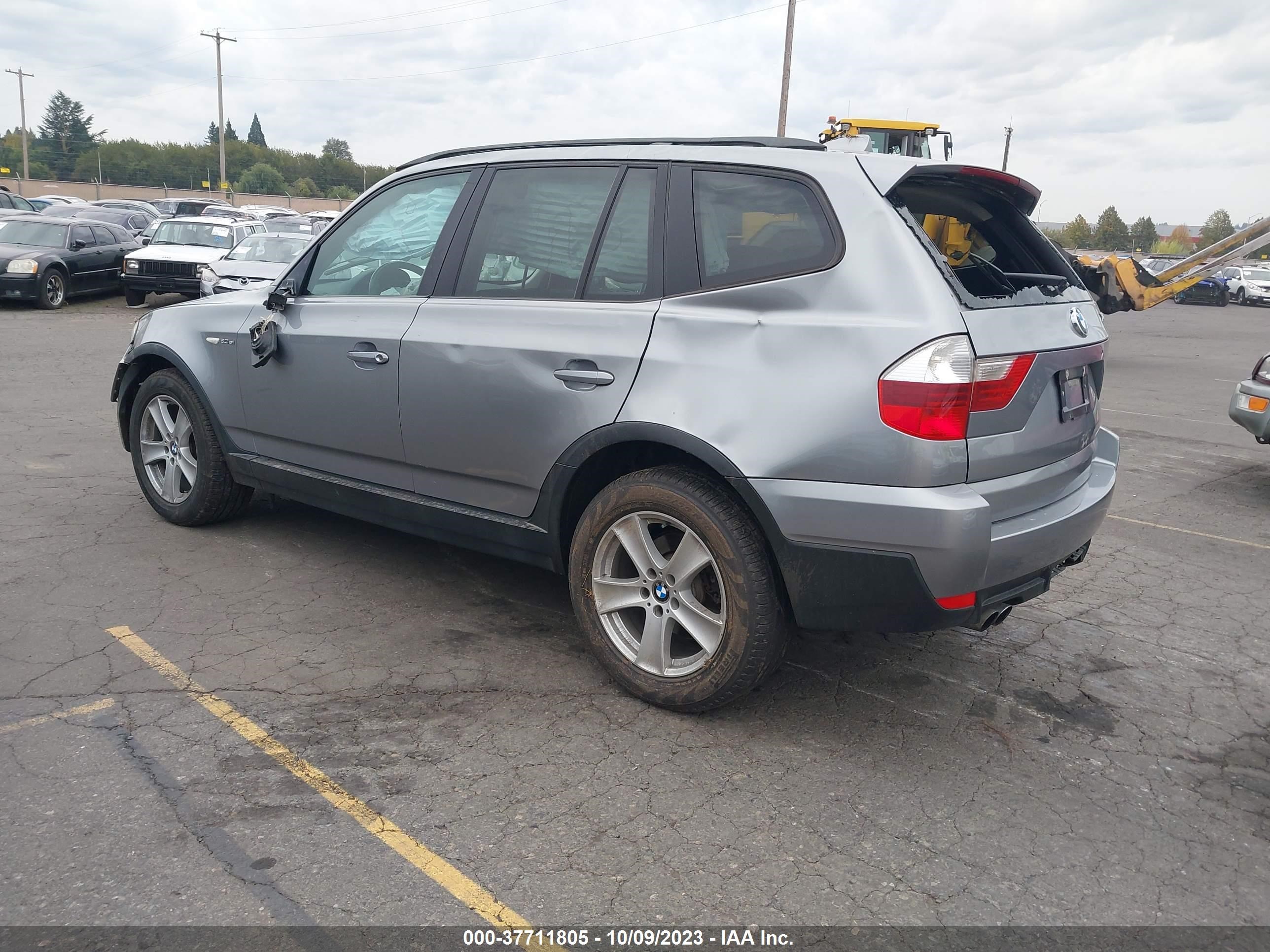 Photo 2 VIN: WBXPC93468WJ20390 - BMW X3 