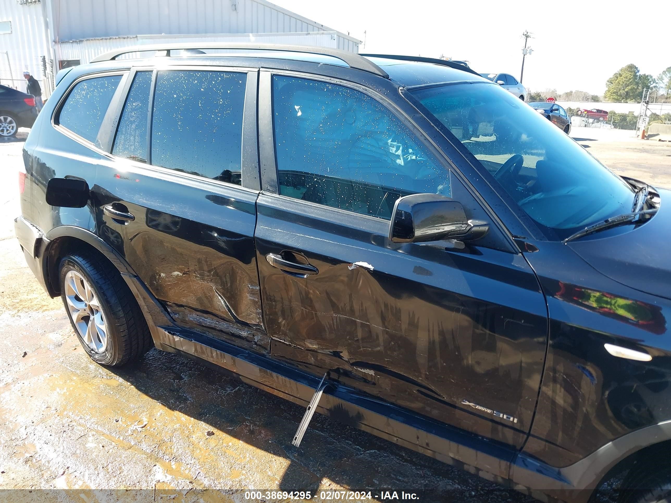 Photo 5 VIN: WBXPC93469WJ26322 - BMW X3 