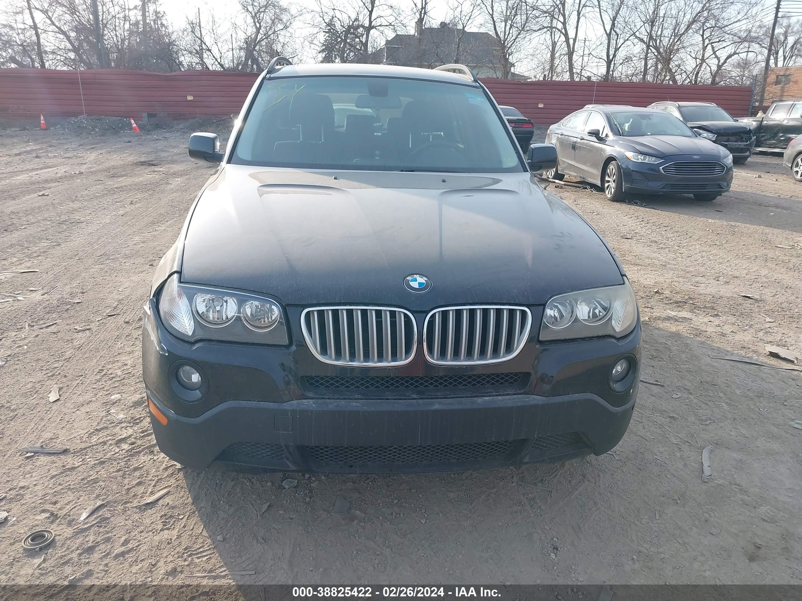 Photo 11 VIN: WBXPC93488WJ03641 - BMW X3 