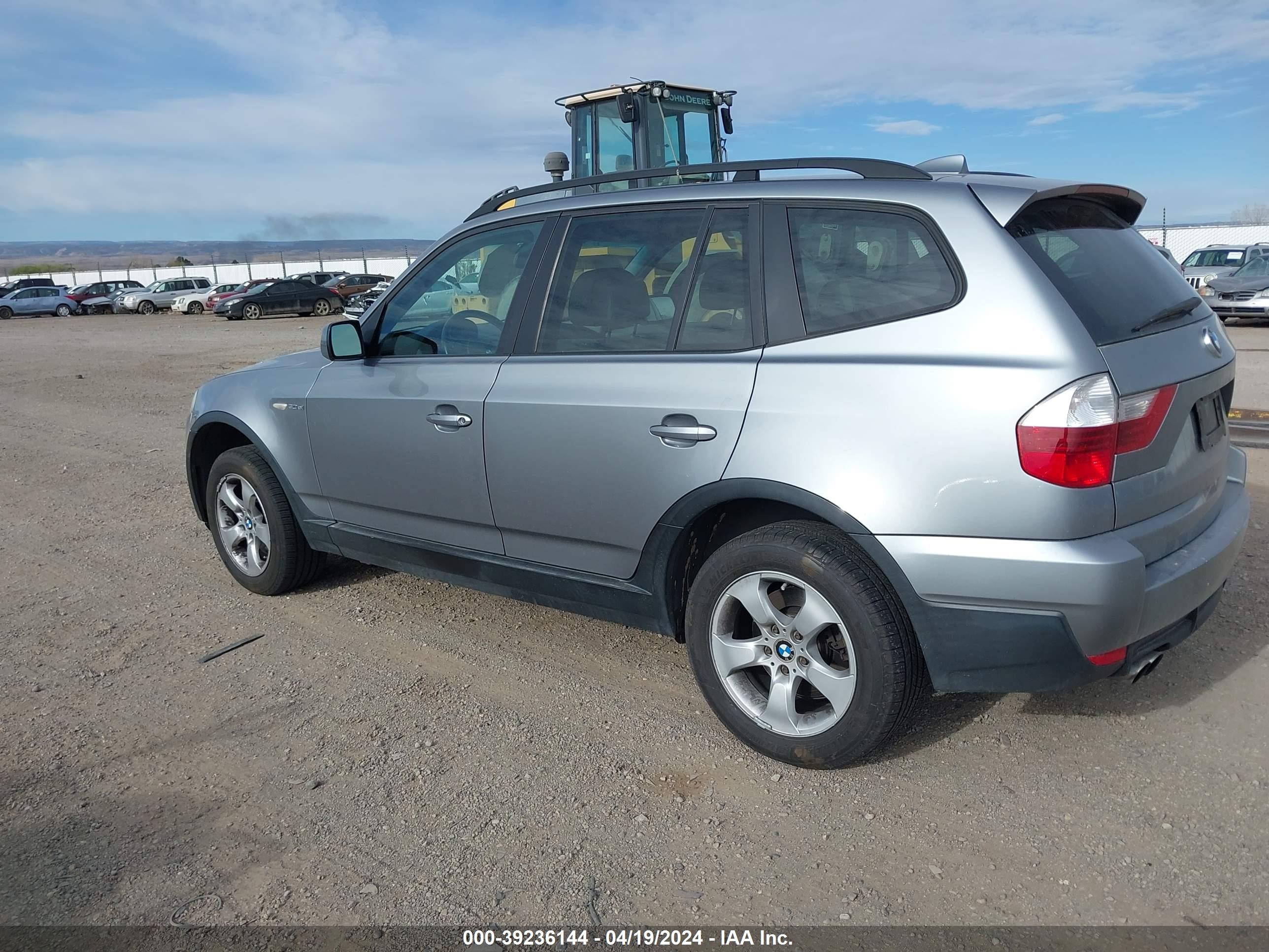 Photo 2 VIN: WBXPC93488WJ12498 - BMW X3 