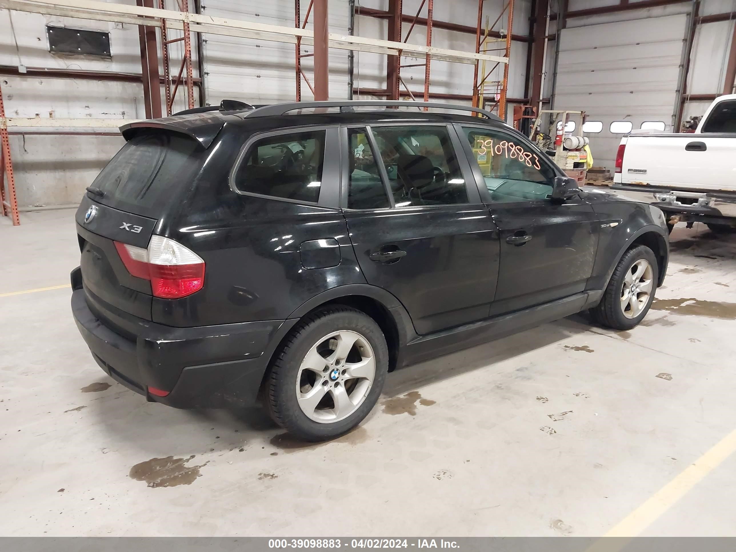 Photo 3 VIN: WBXPC93497WF18646 - BMW X3 