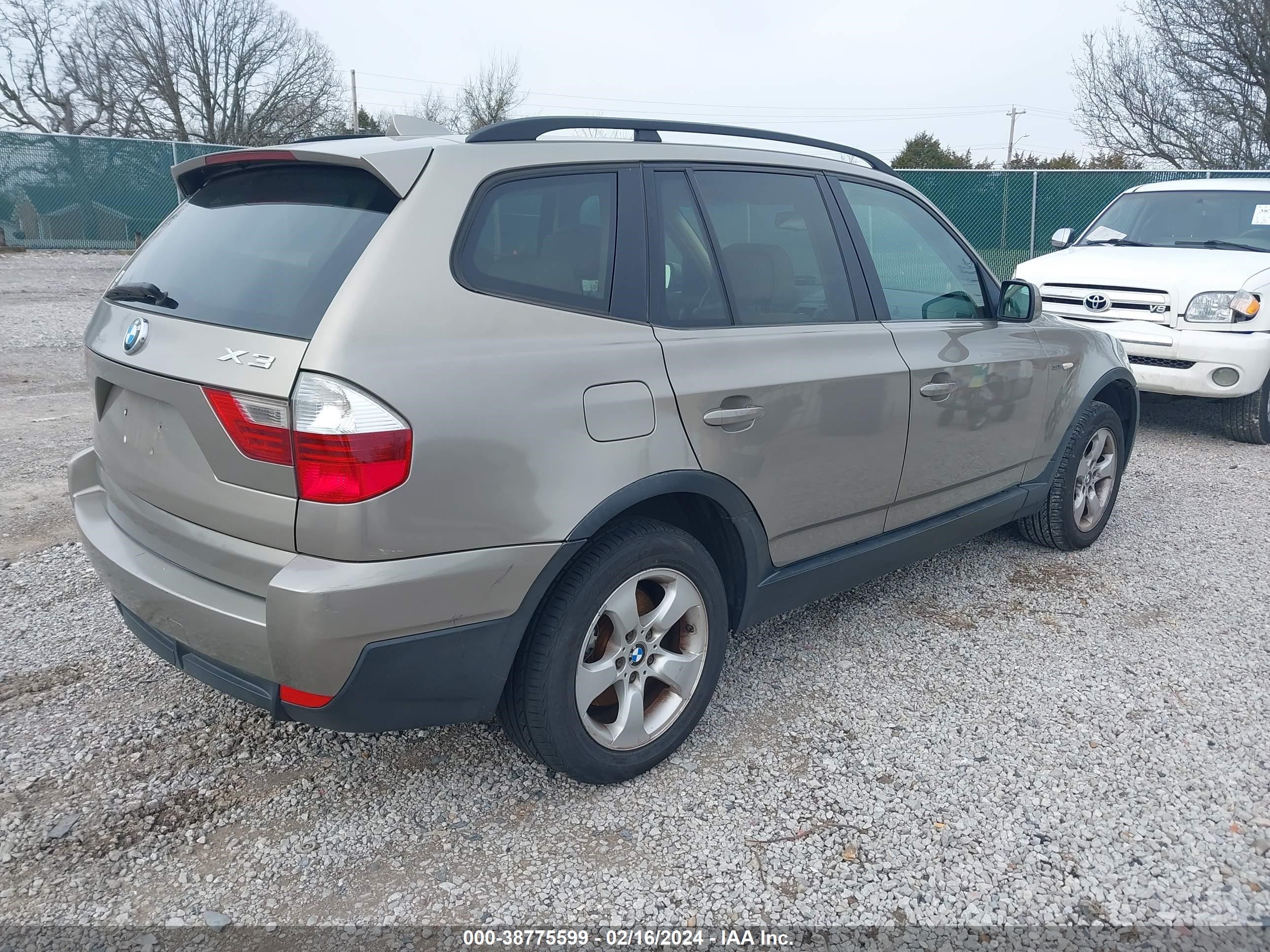 Photo 3 VIN: WBXPC93498WJ07729 - BMW X3 