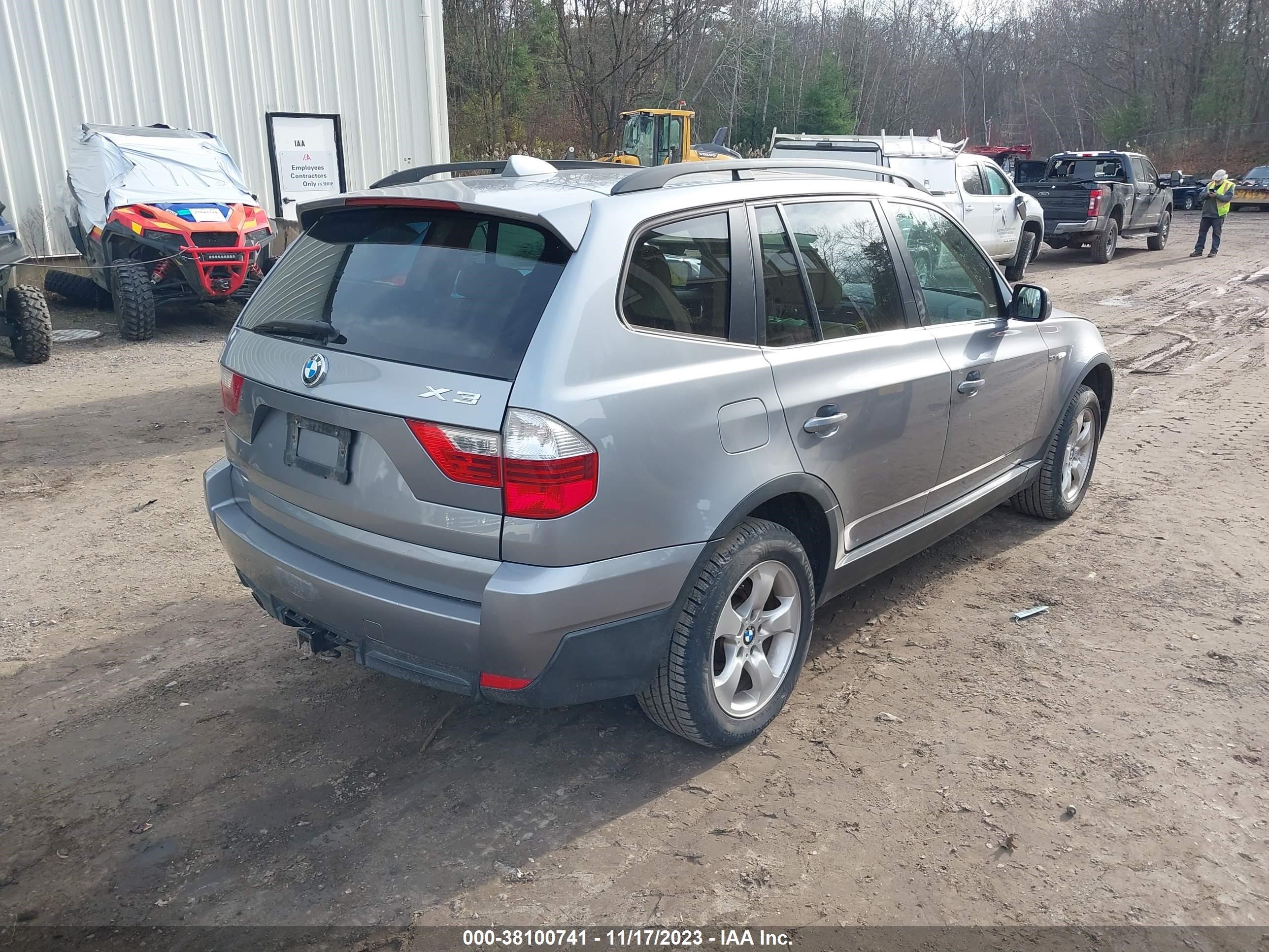 Photo 3 VIN: WBXPC93498WJ13790 - BMW X3 