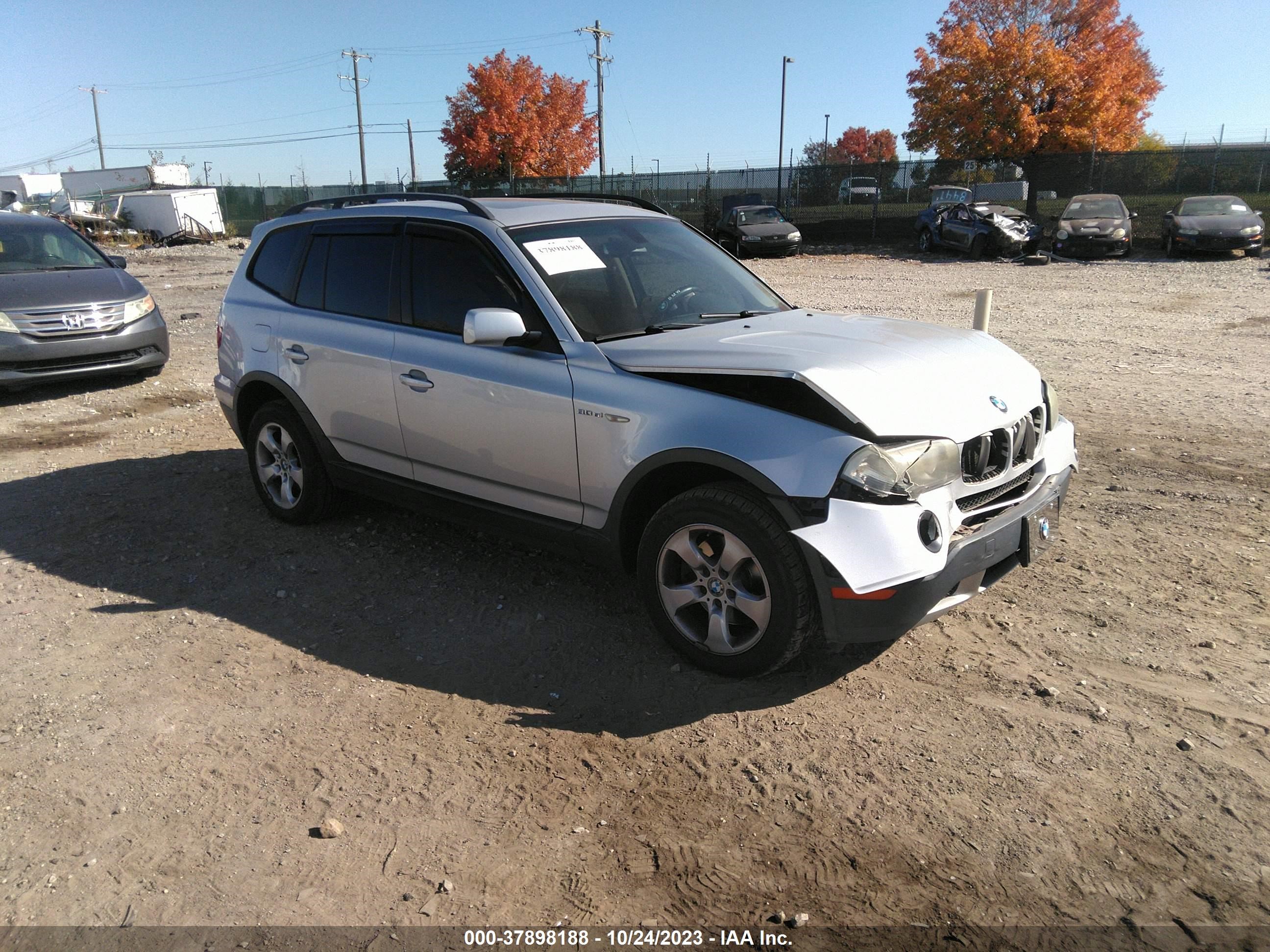 Photo 0 VIN: WBXPC934X7WF27162 - BMW X3 